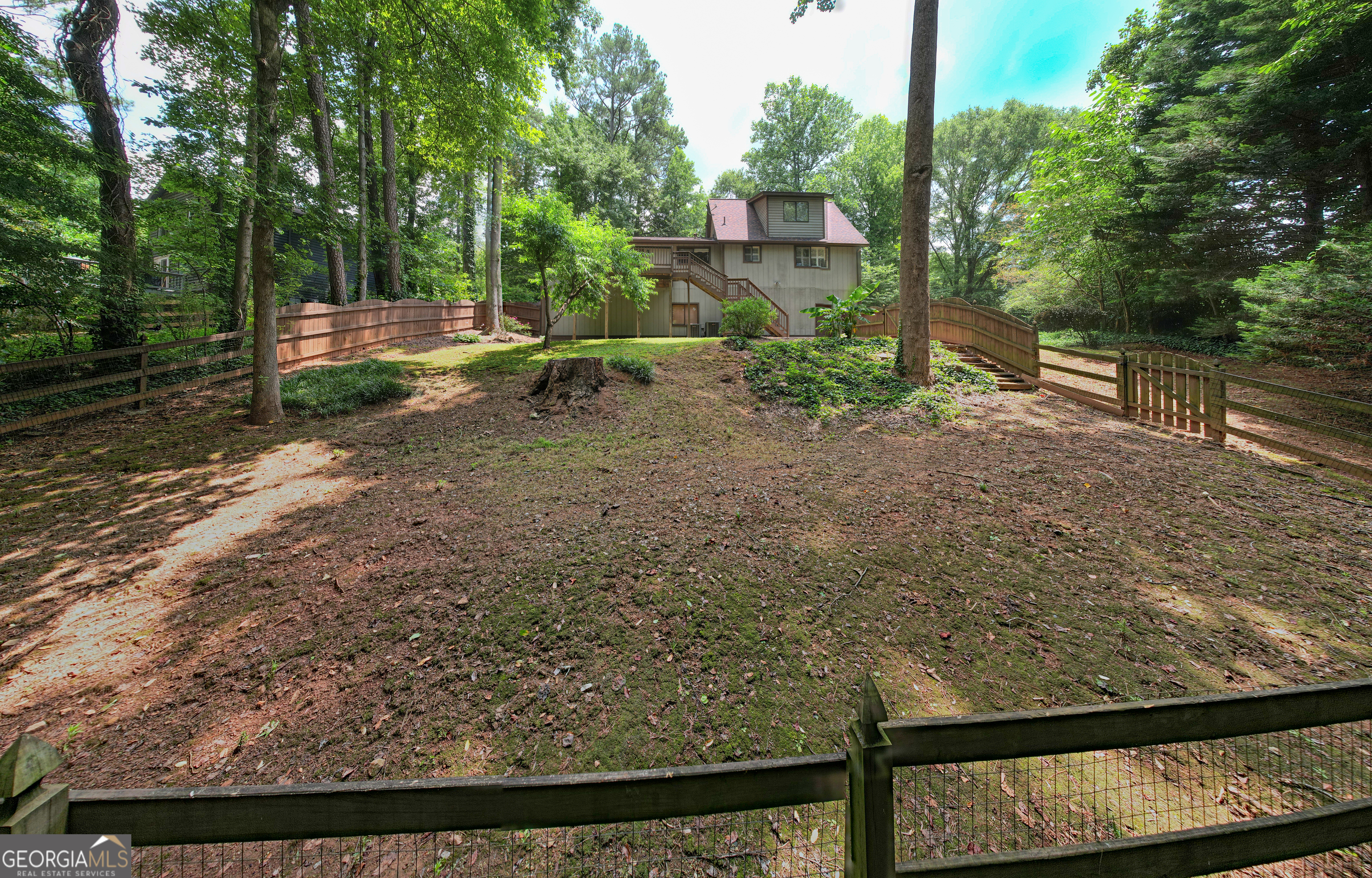 9640 Pine Thicket Way