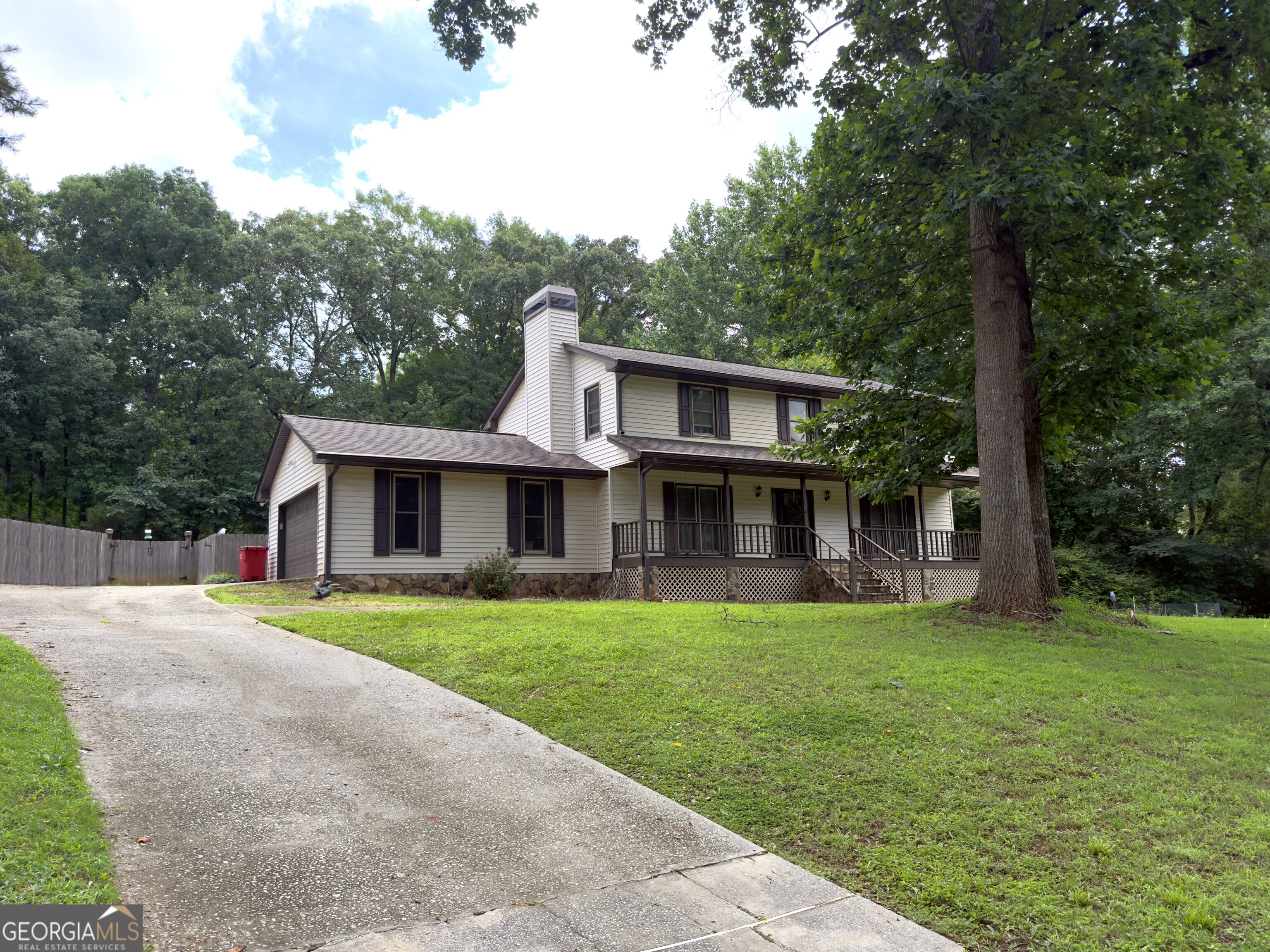 1985 Lullwater Circle