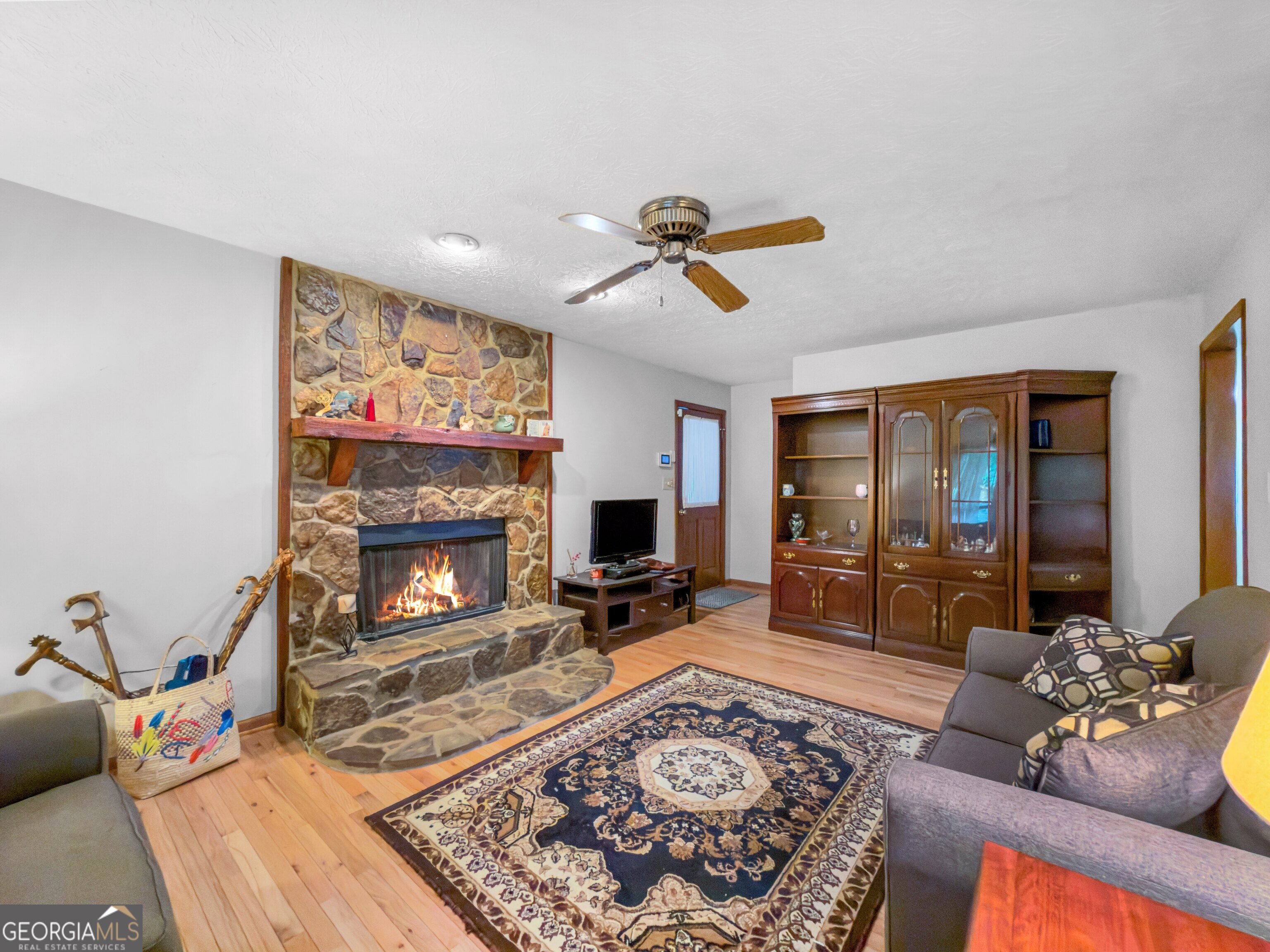 1985 Lullwater Circle