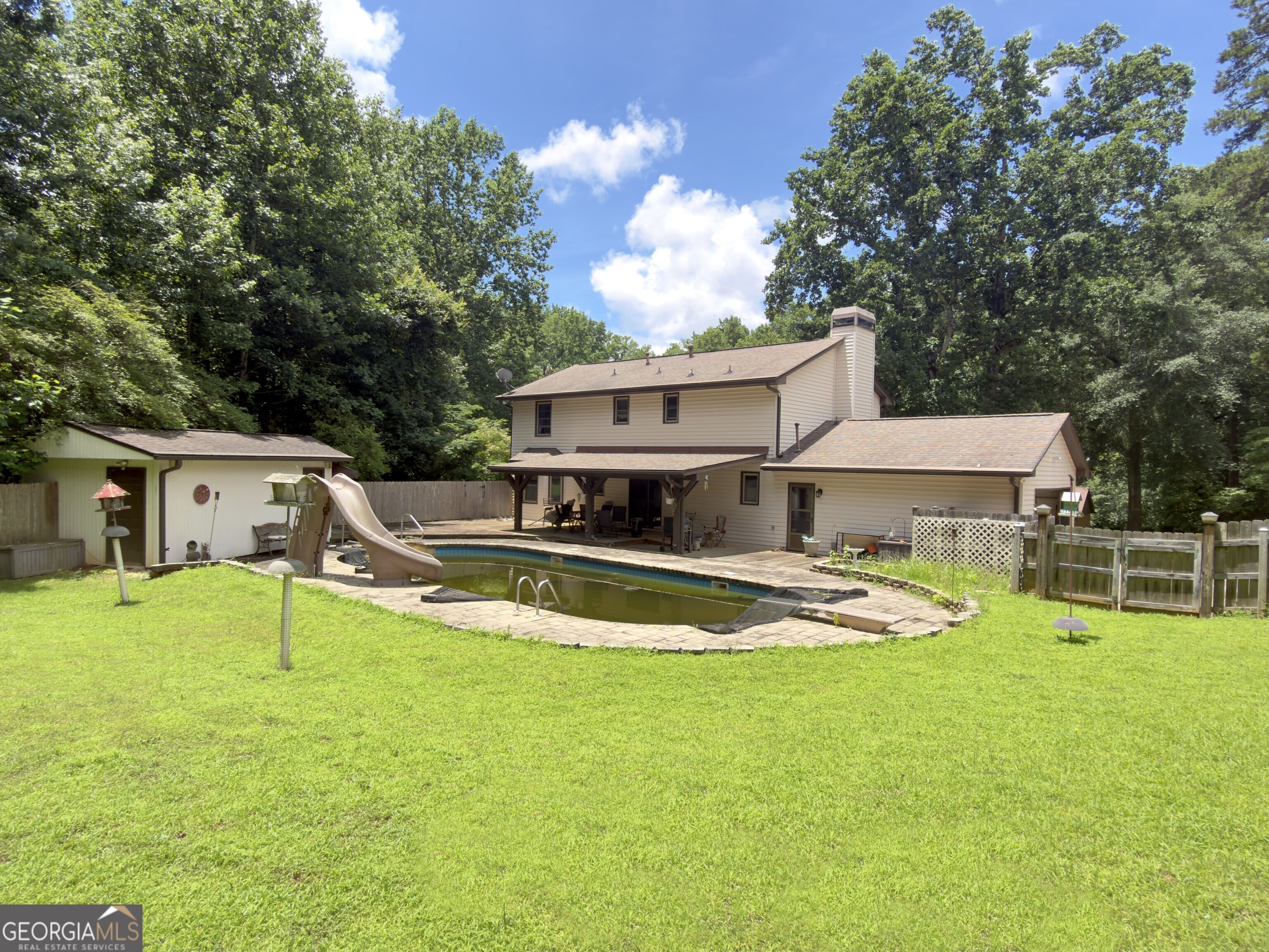 1985 Lullwater Circle