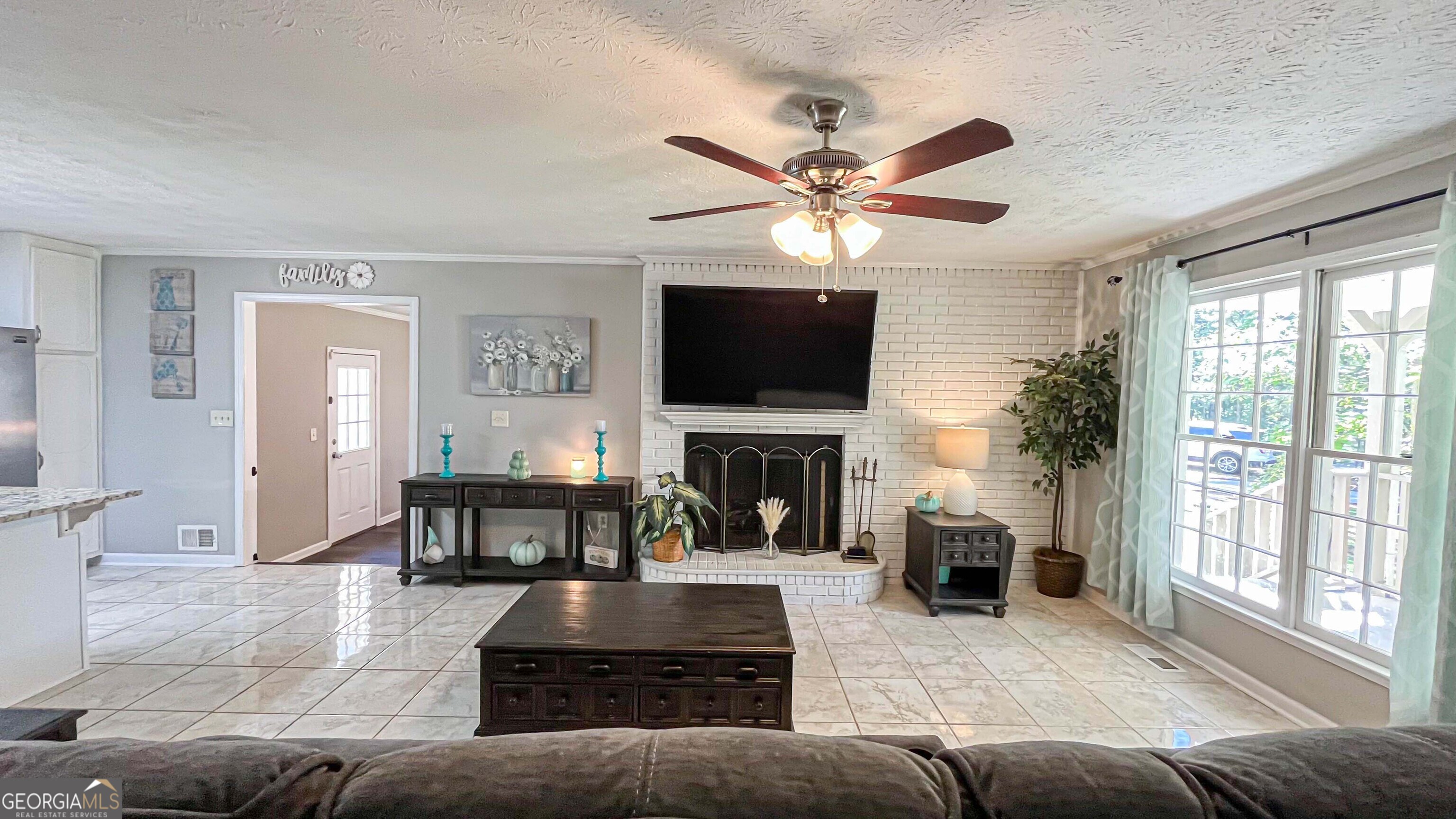 85 Hol Mar Ct