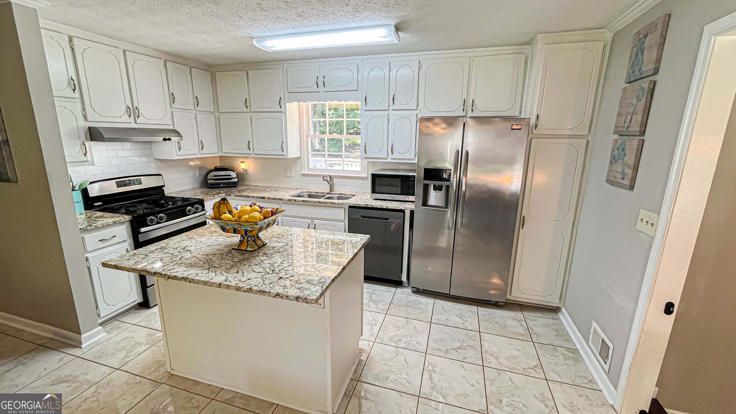 85 Hol Mar Ct