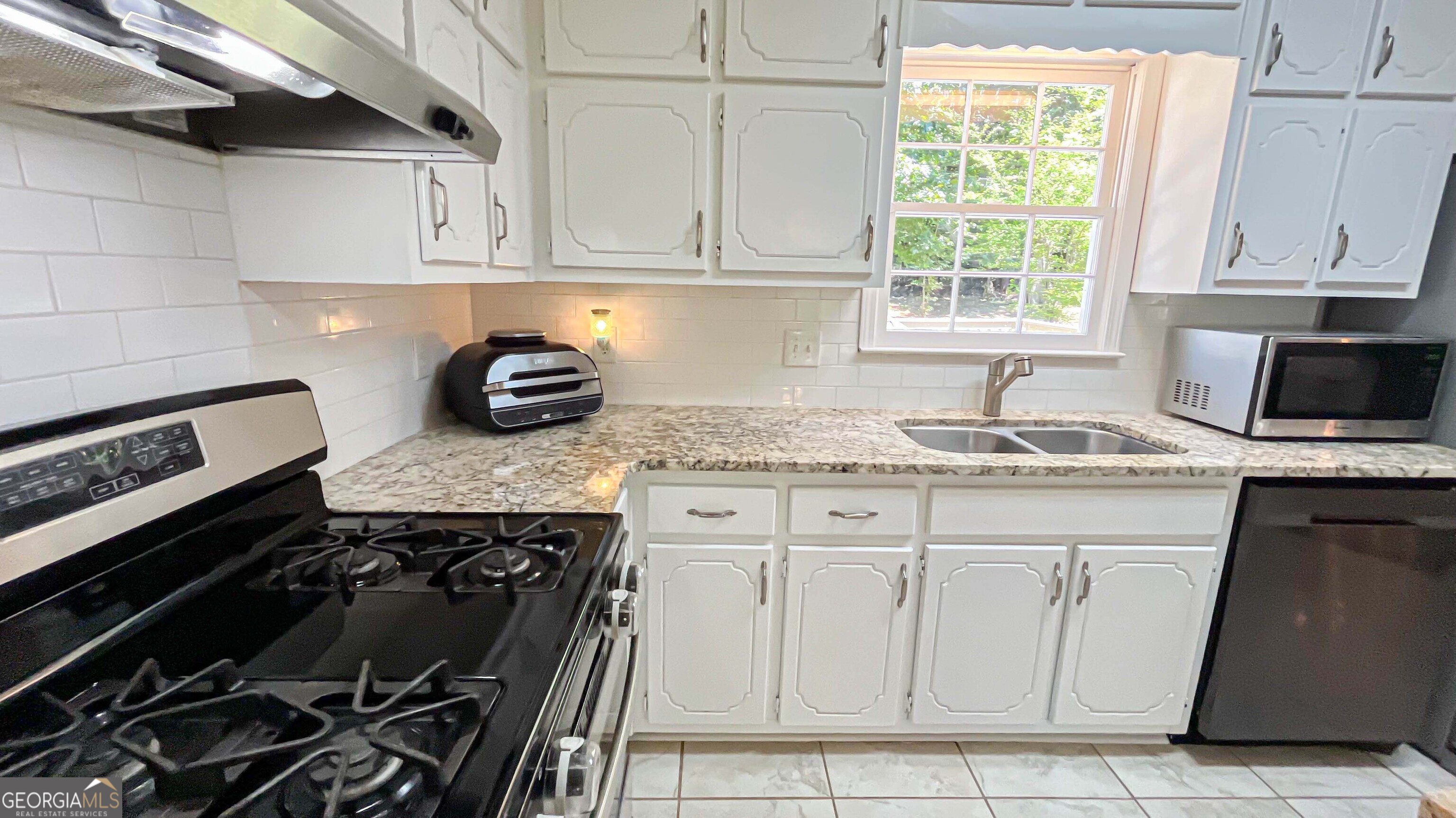85 Hol Mar Ct