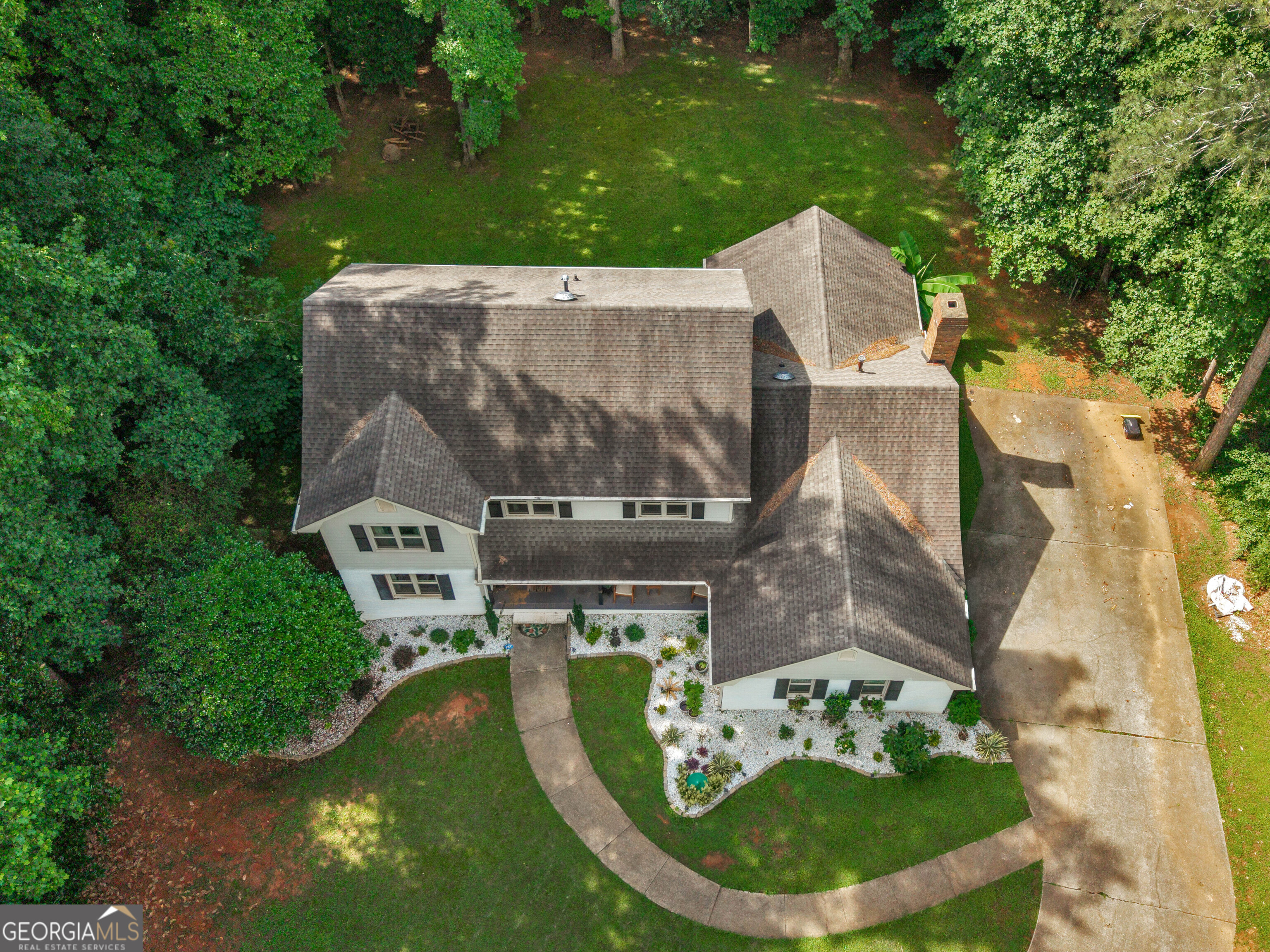 1310 Vineyard Drive SE