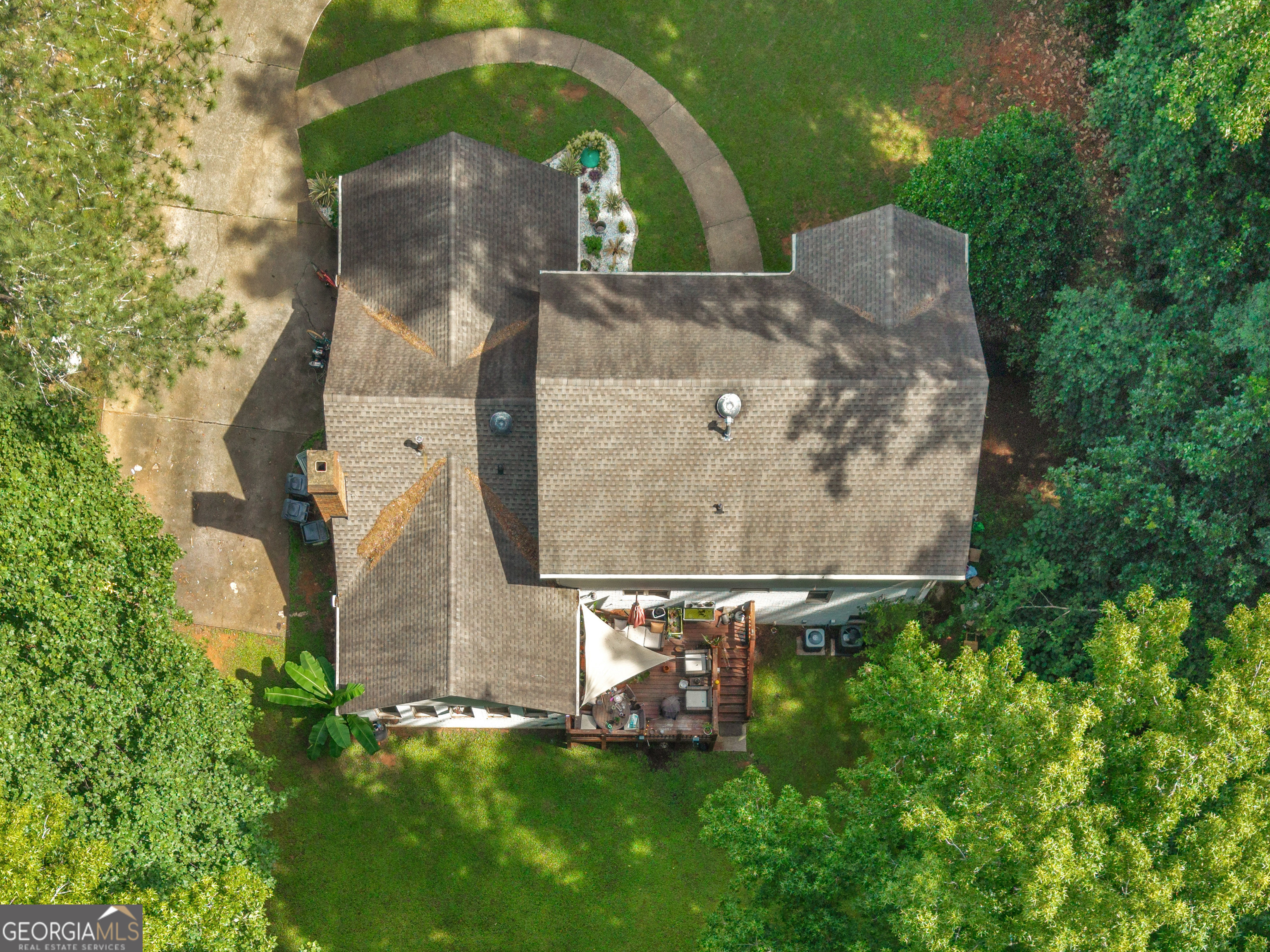 1310 Vineyard Drive SE