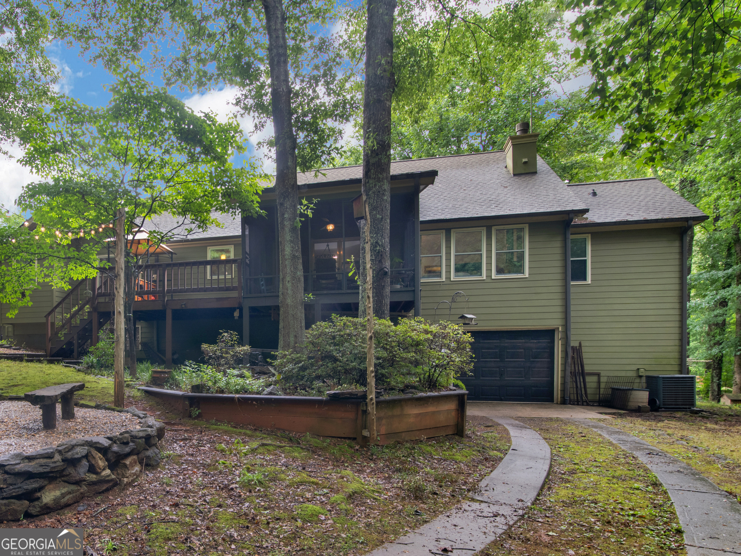 330 Lake Ridge Court