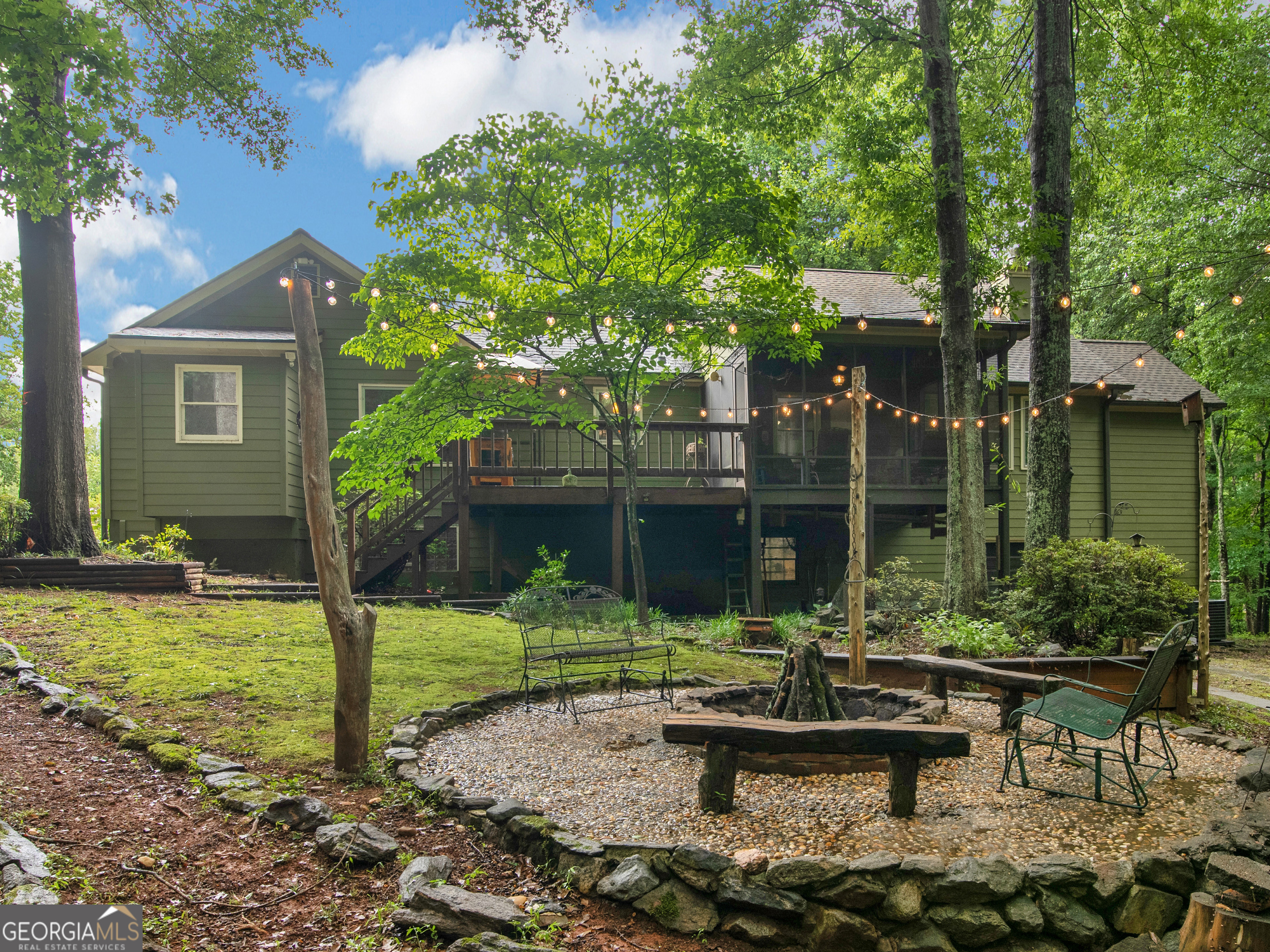 330 Lake Ridge Court