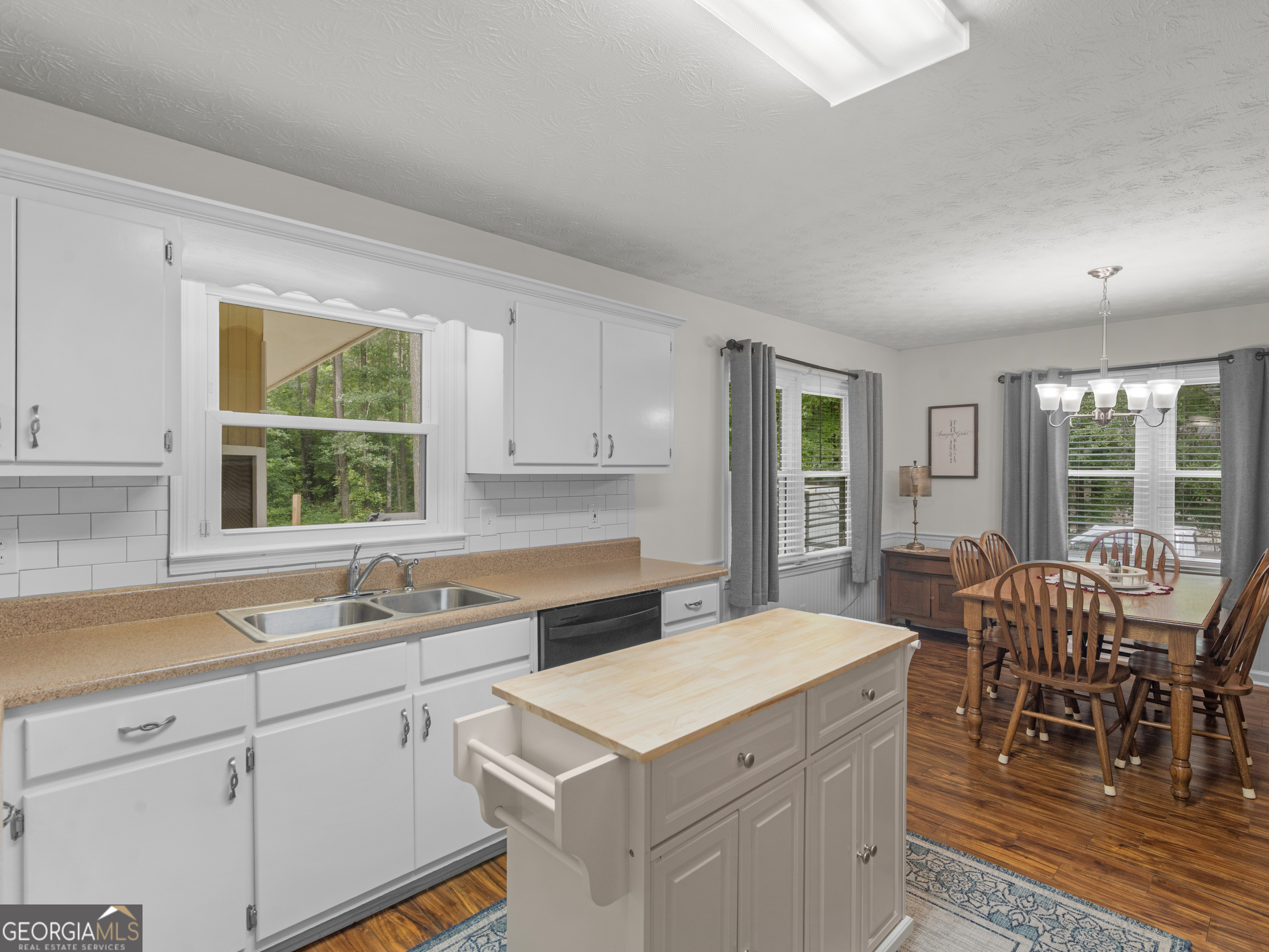 570 Woodstown Road