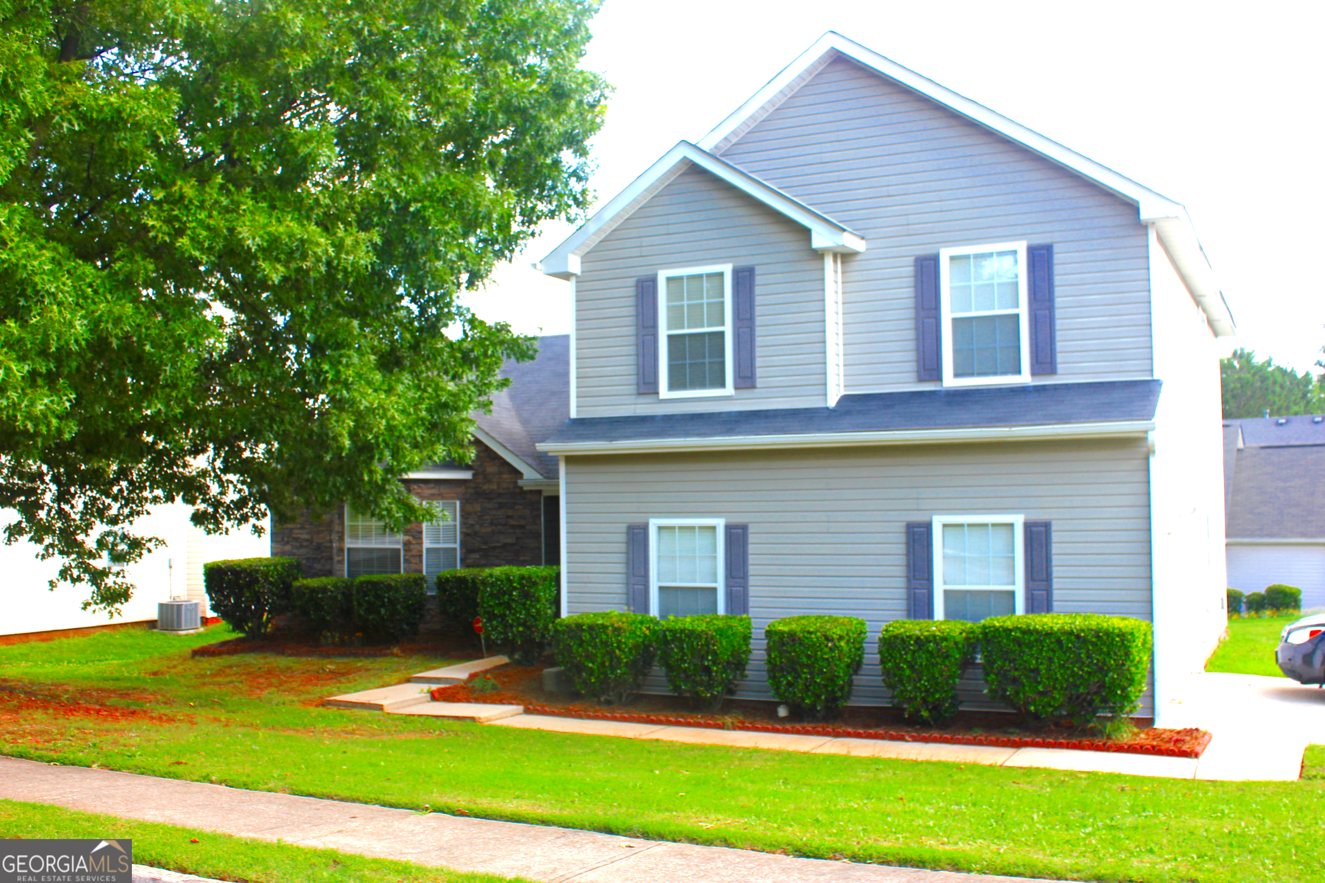 609 Jeans Circle