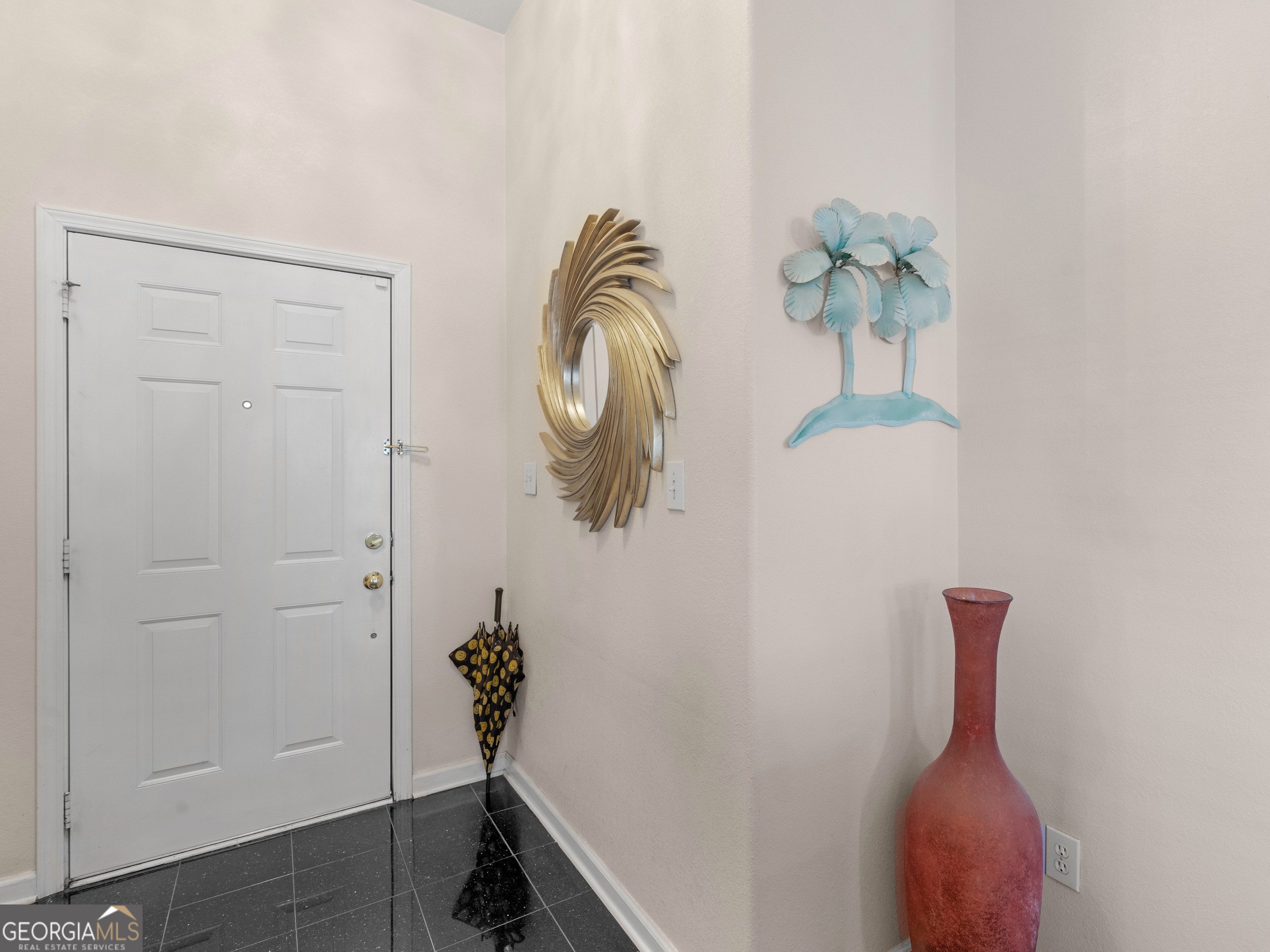 172 Garden Walk