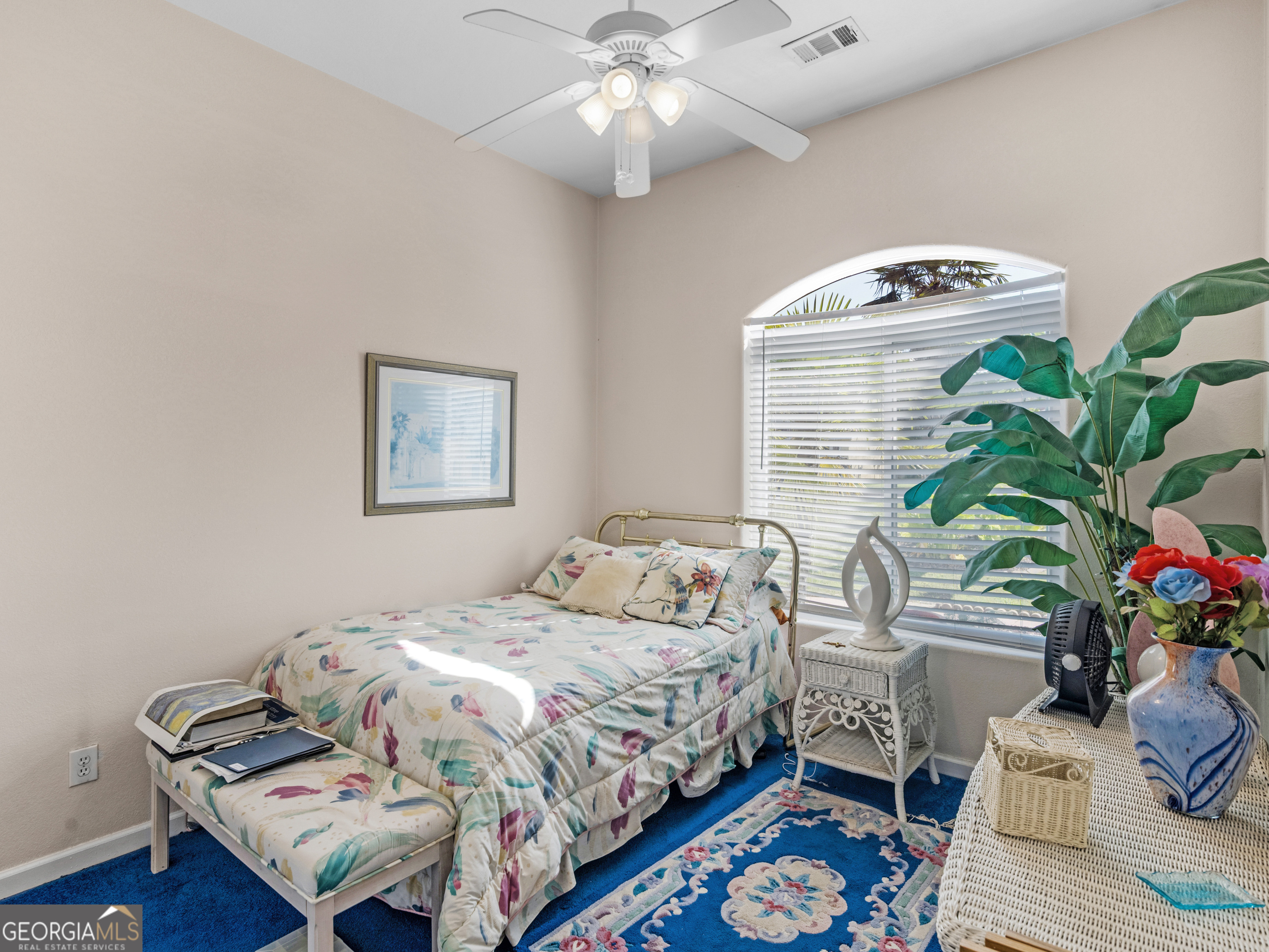 172 Garden Walk