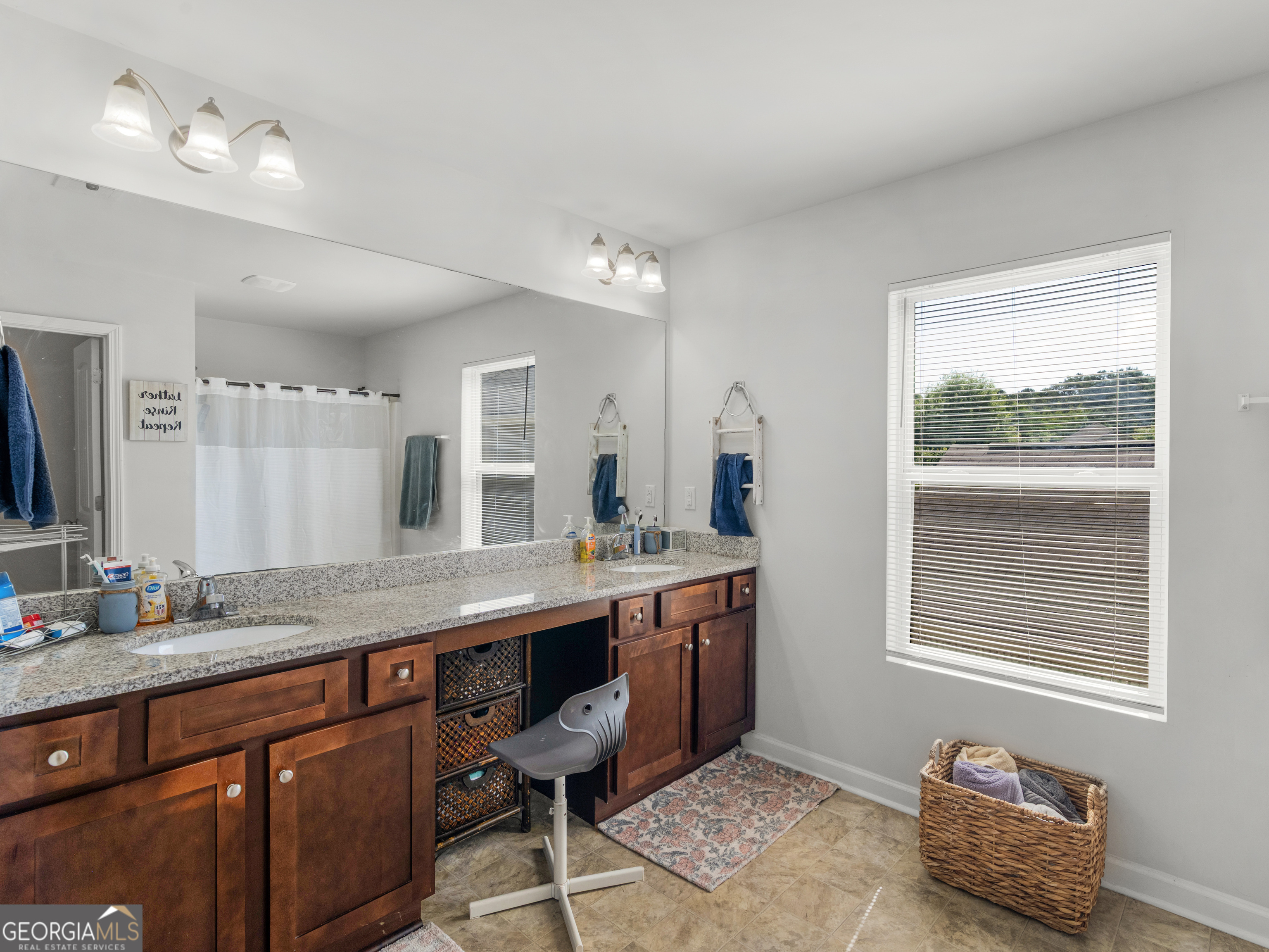 549 Tulip Lane
