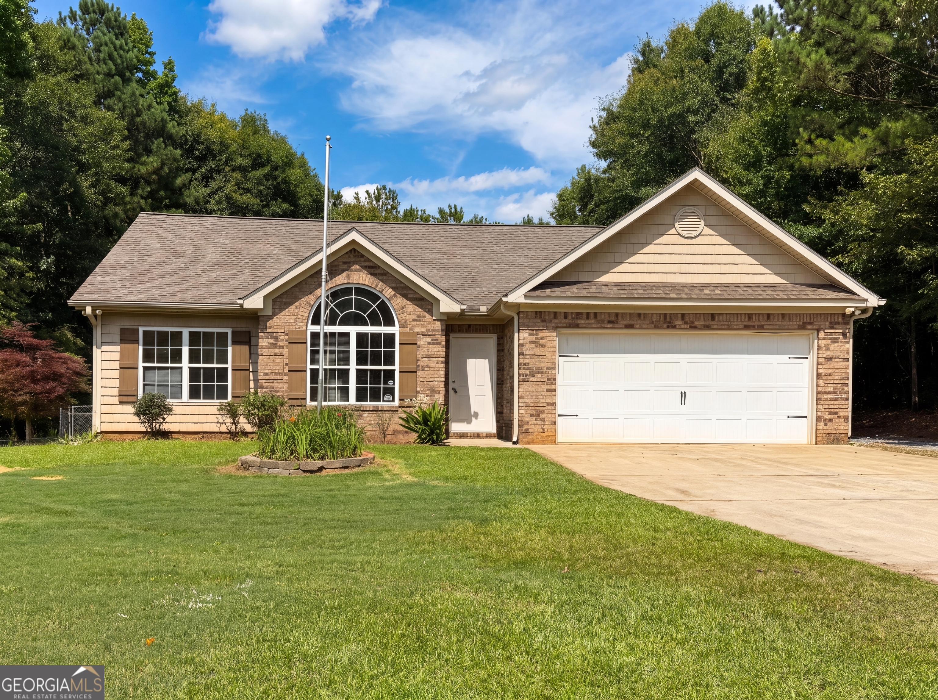 50 Horseshoe Lane