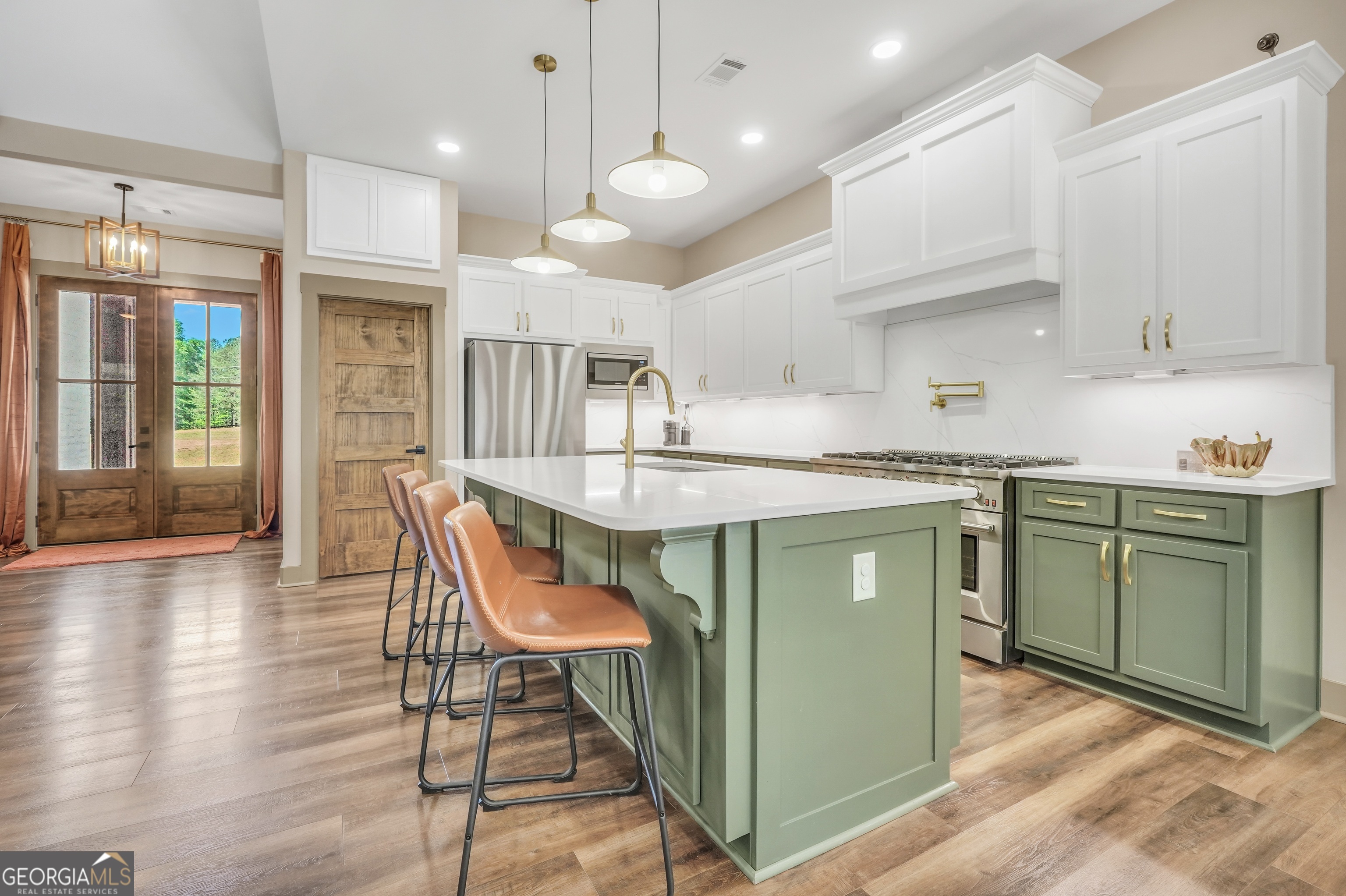 787 Silver Dollar Road