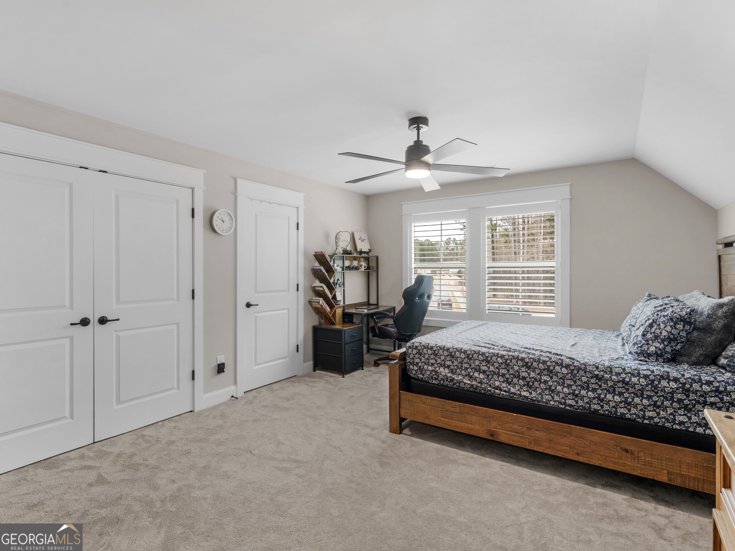 806 Magnolia Walk