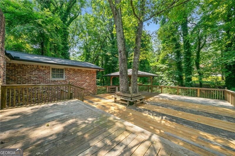 2173 Tanglewood Trail NE