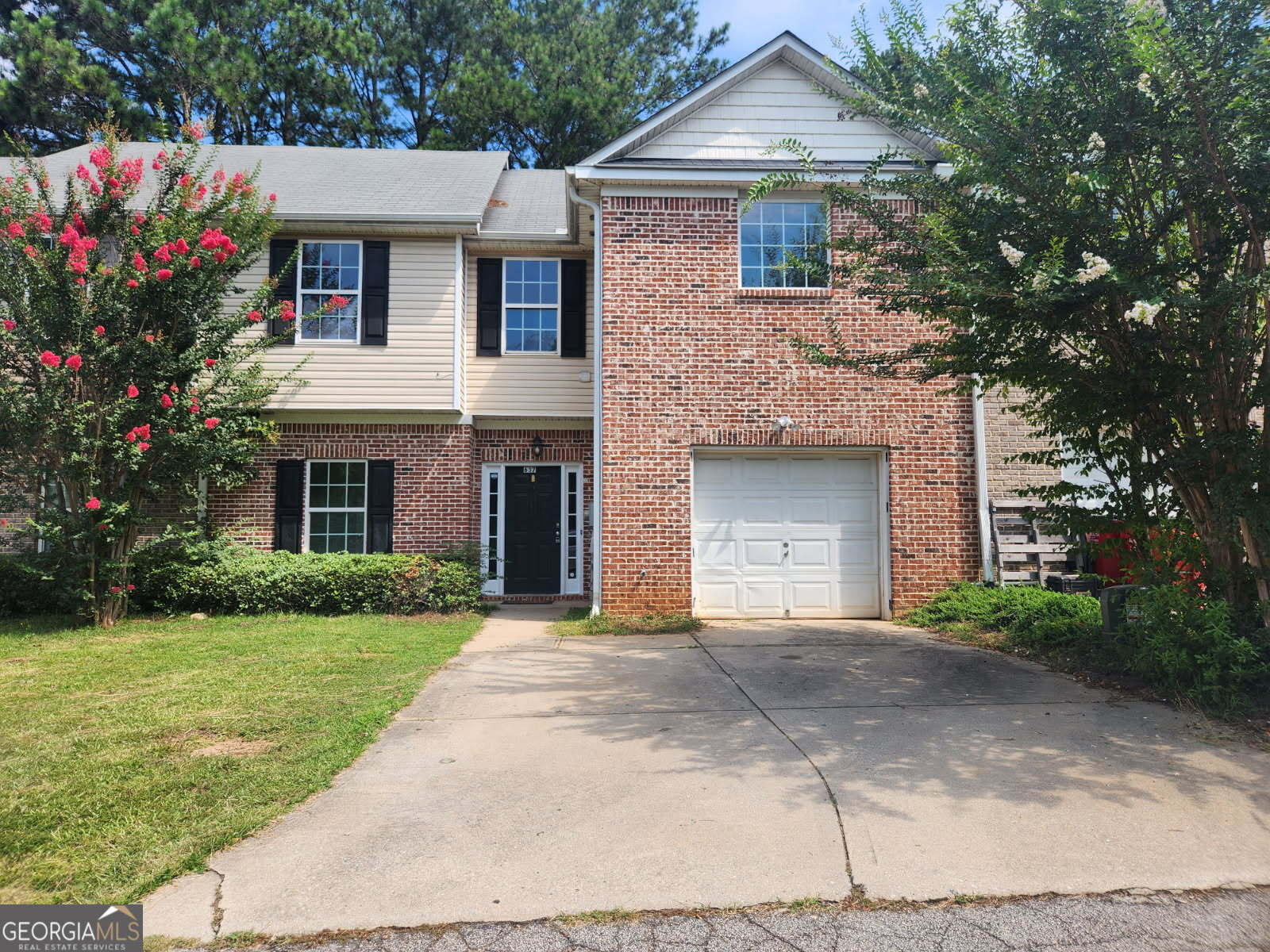 637 Pointe South Parkway