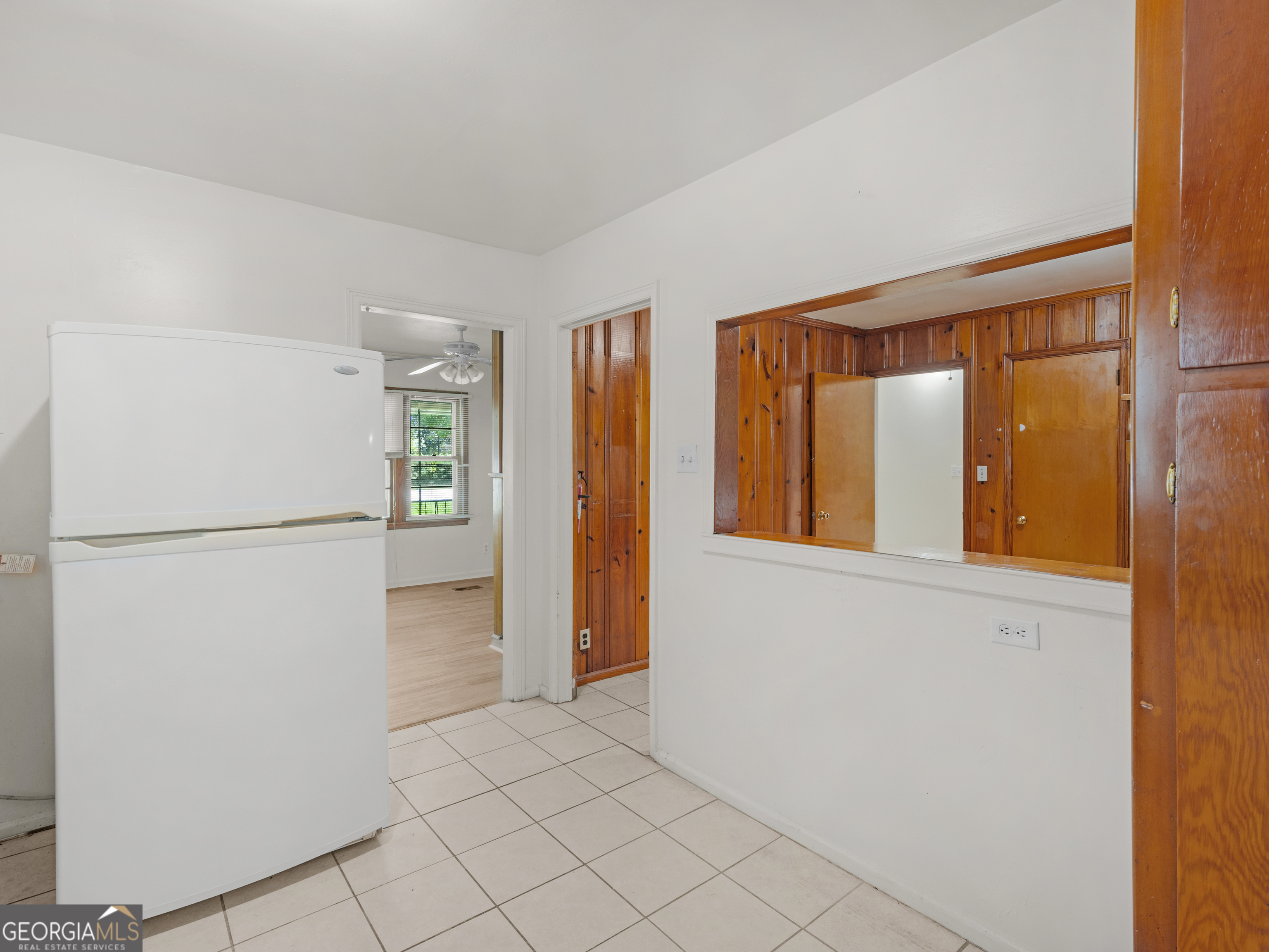 895 Laurel Street