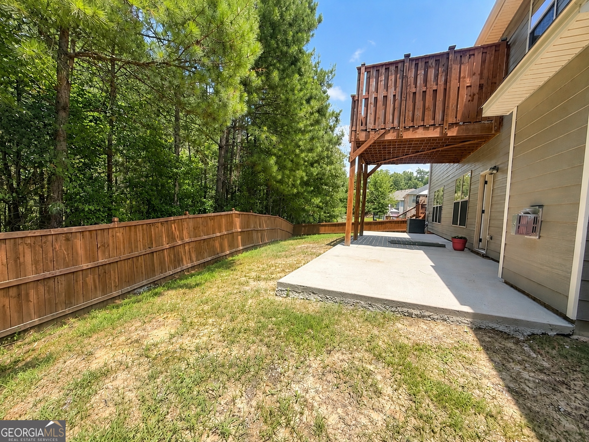 835 Lorrimont Lane