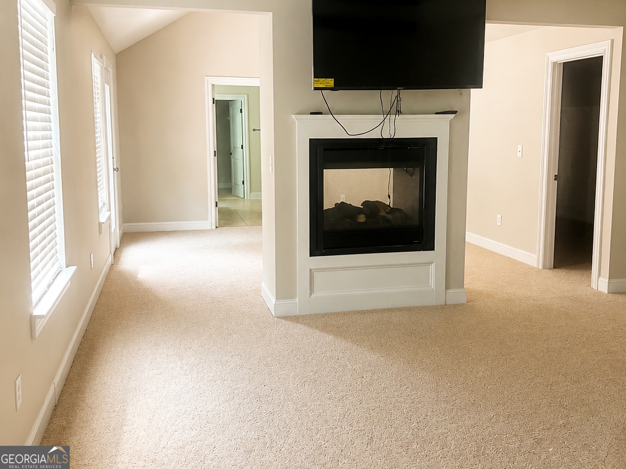 835 Lorrimont Lane