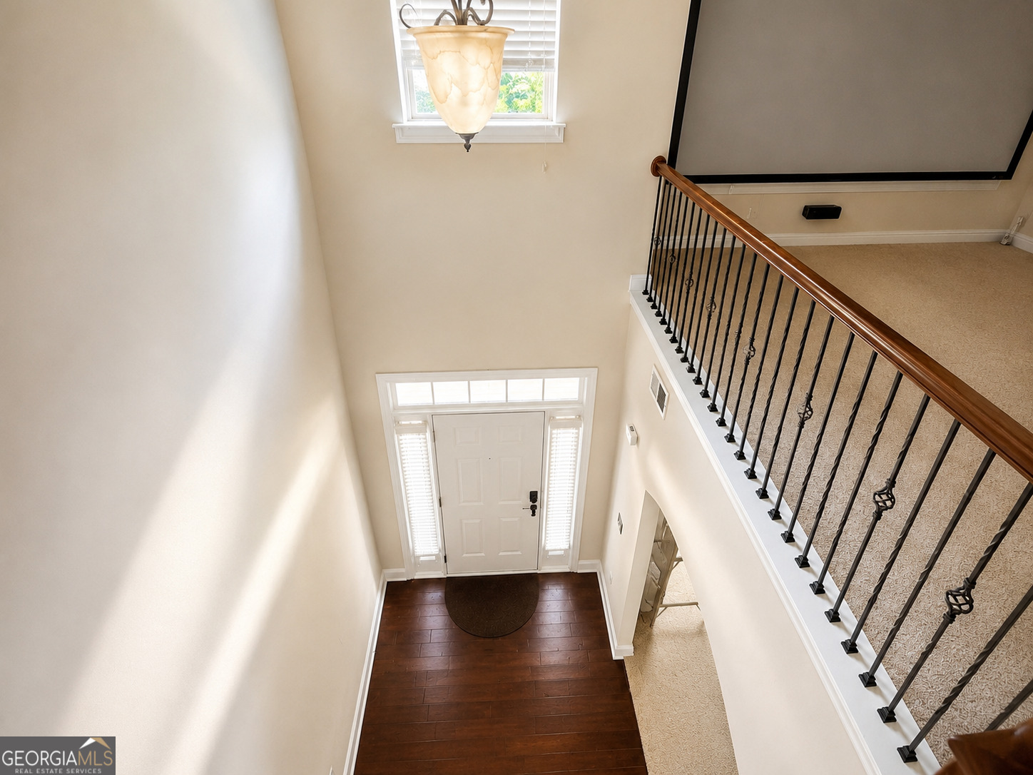 835 Lorrimont Lane