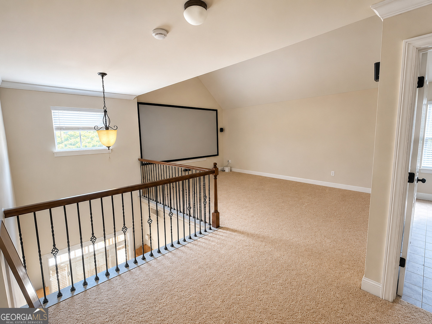 835 Lorrimont Lane