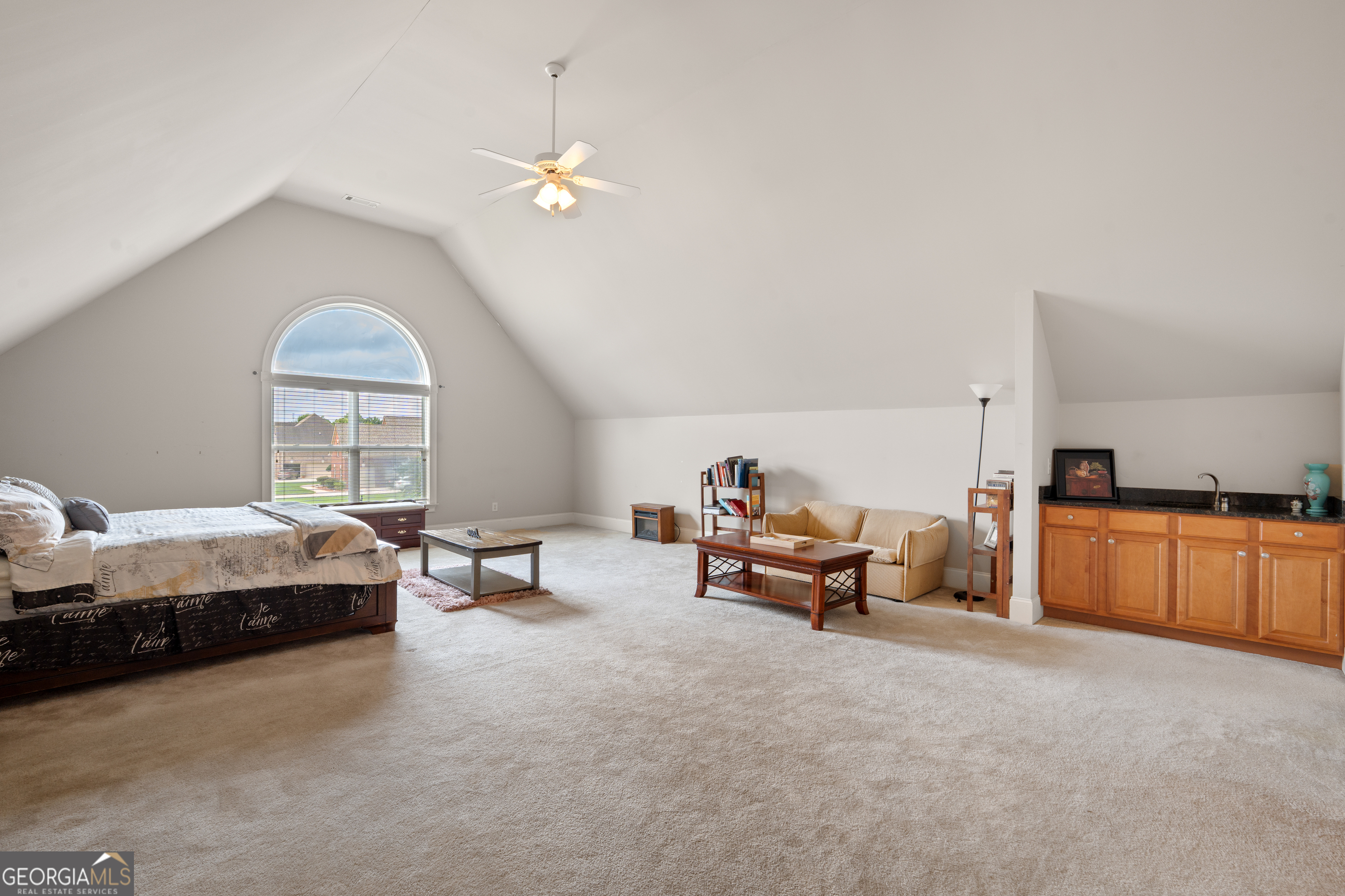 1132 Venetian Lane