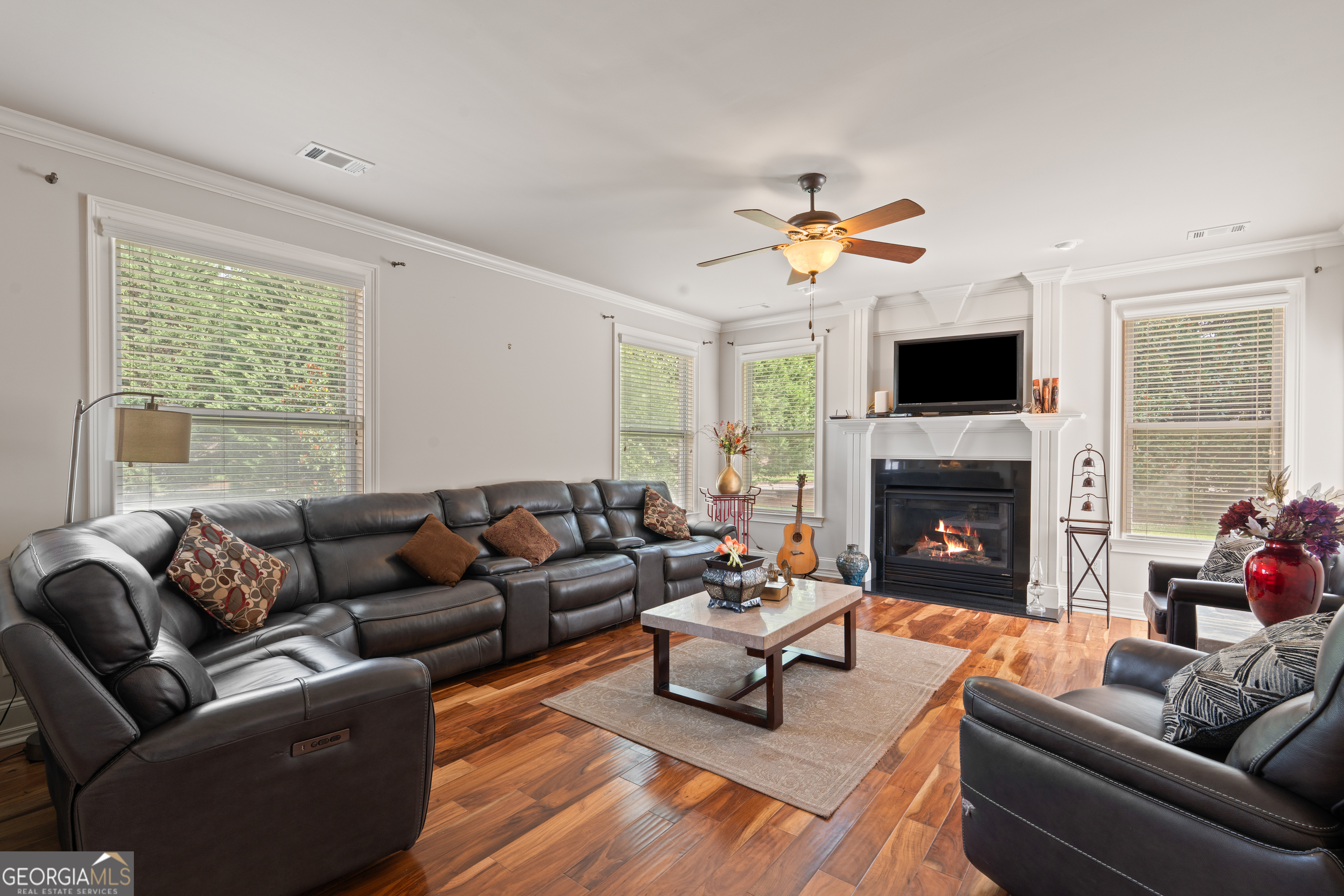 1132 Venetian Lane