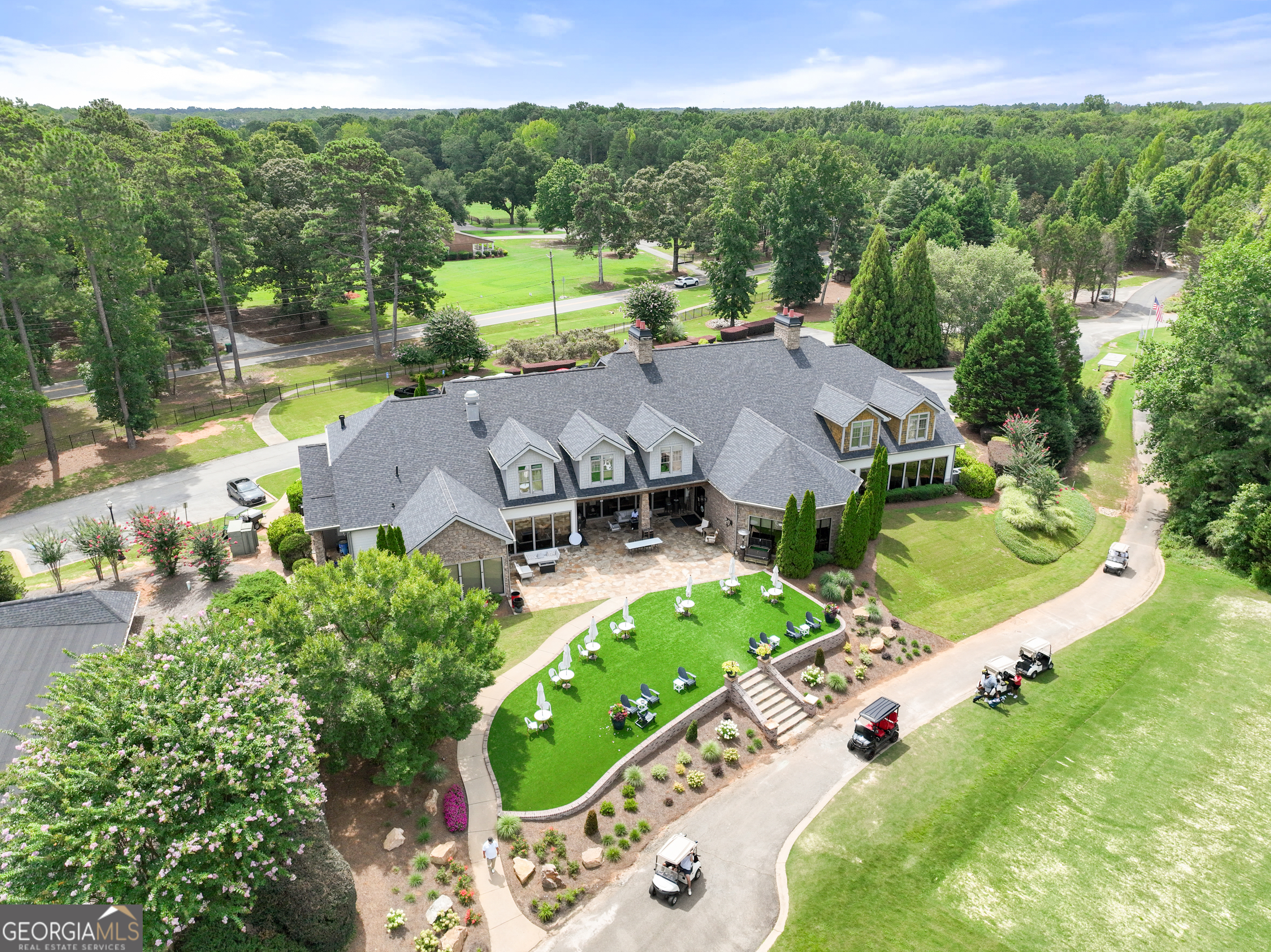 1132 Venetian Lane
