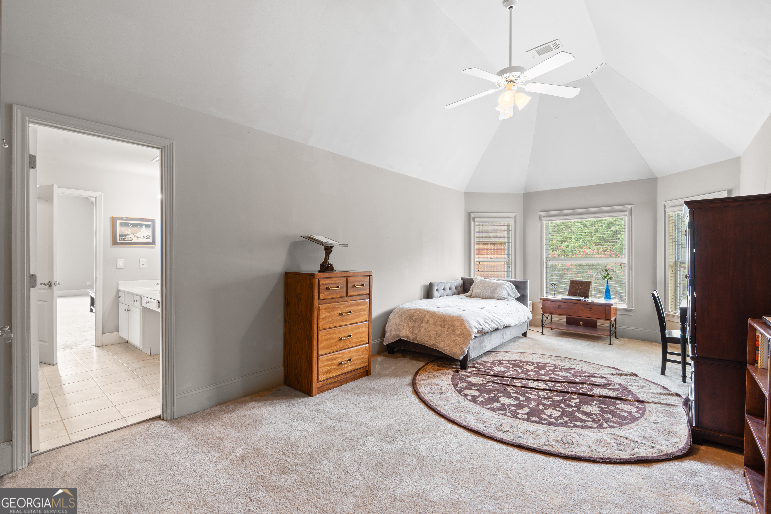 1132 Venetian Lane