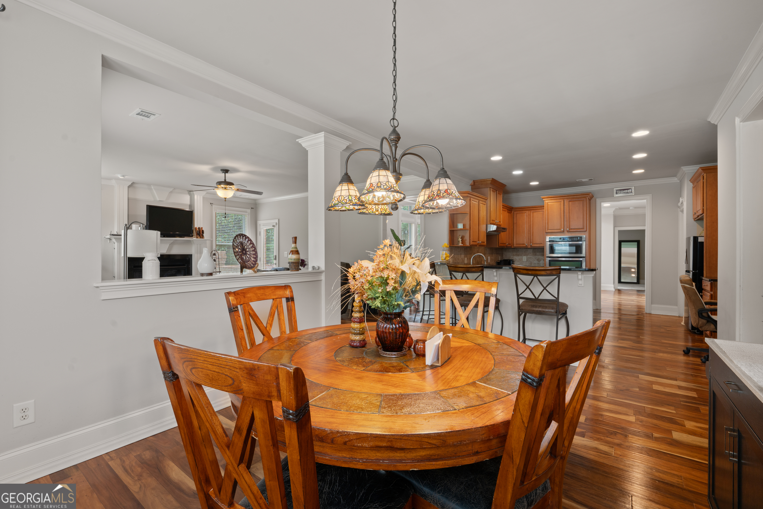 1132 Venetian Lane