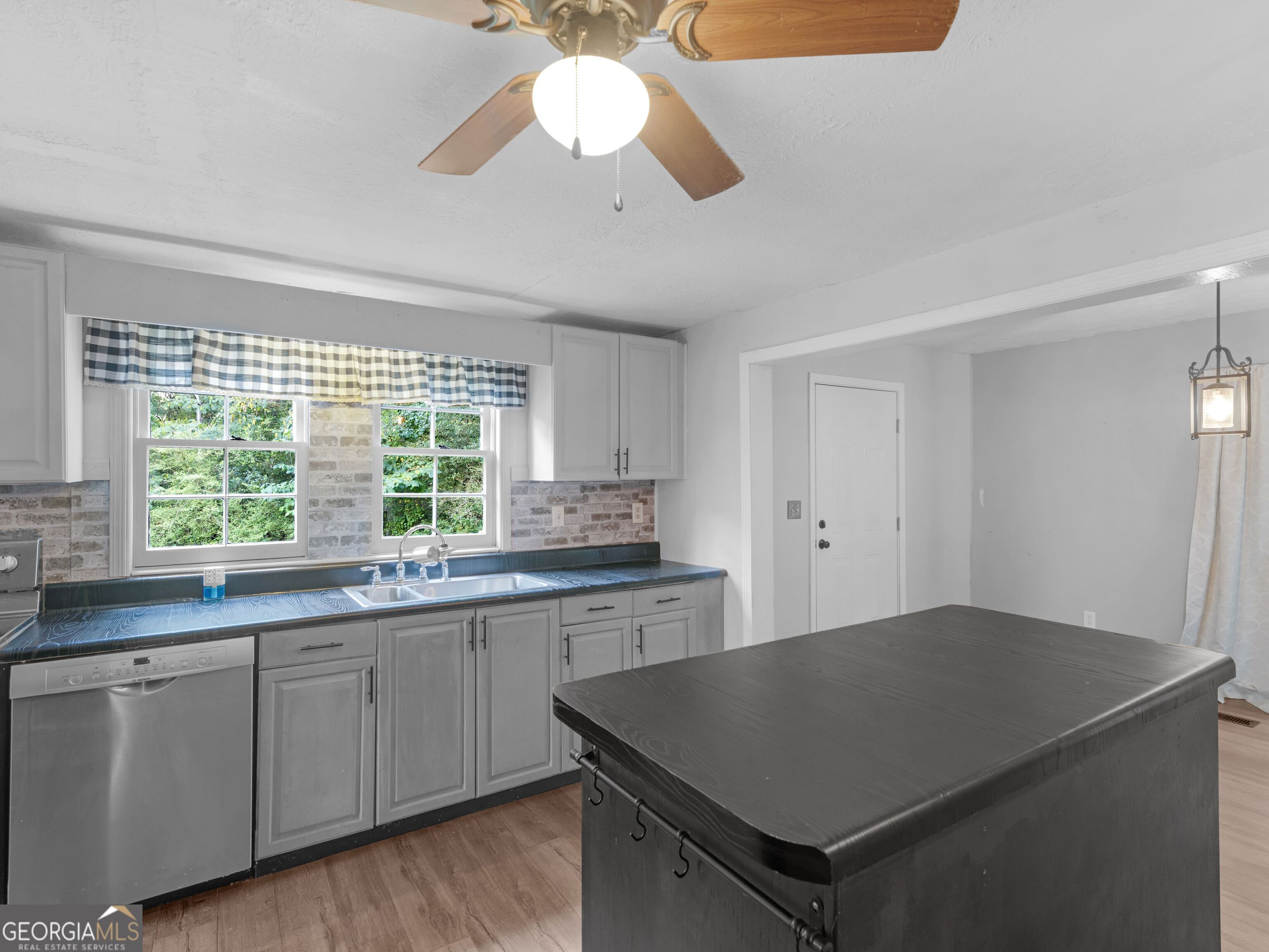 1664 Hampton Locust Grove Road