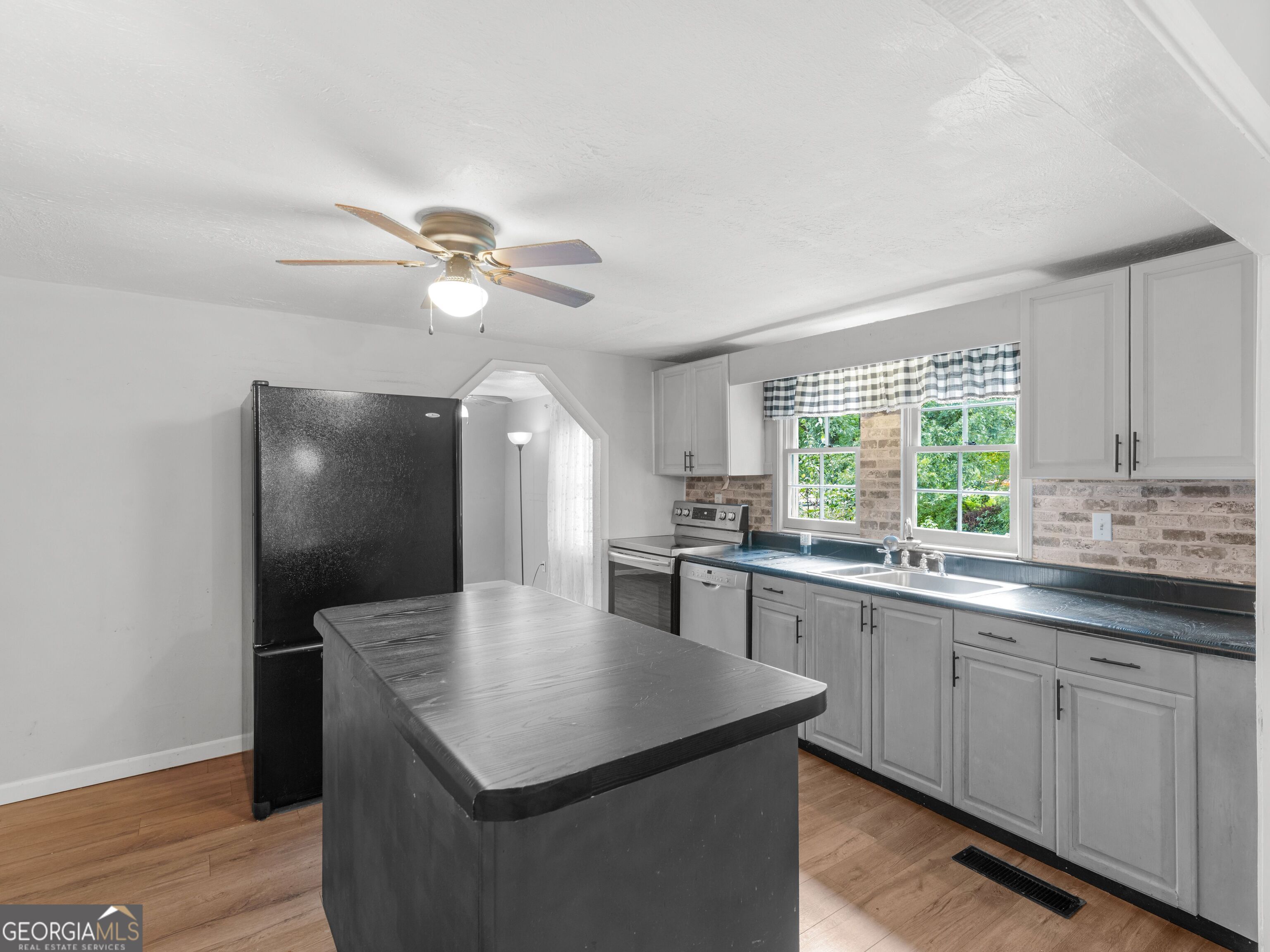 1664 Hampton Locust Grove Road