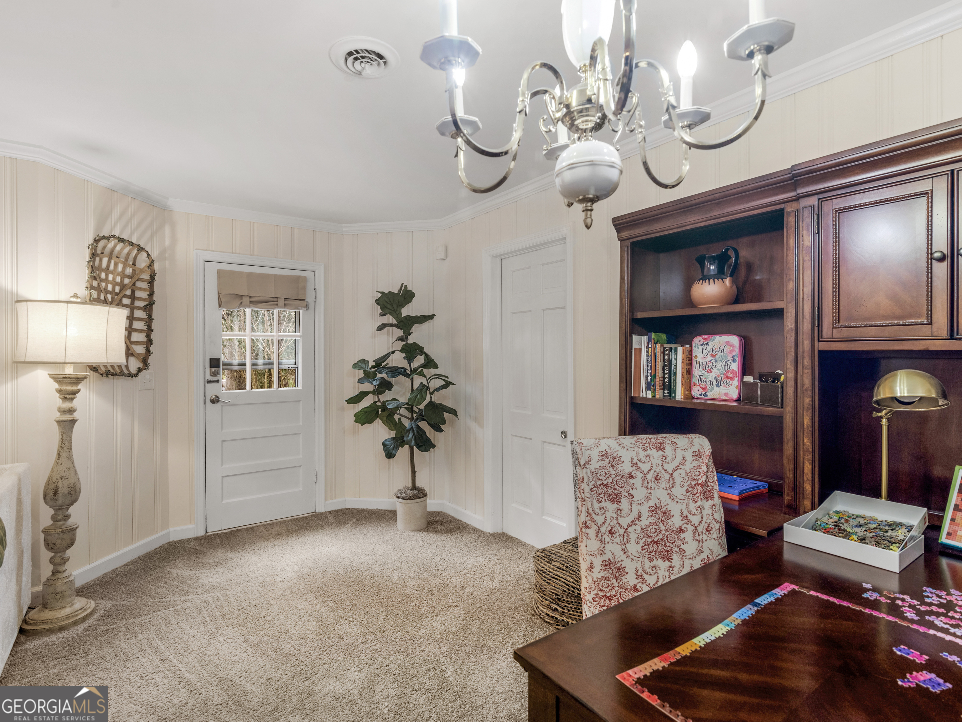 541 Pineridge Road
