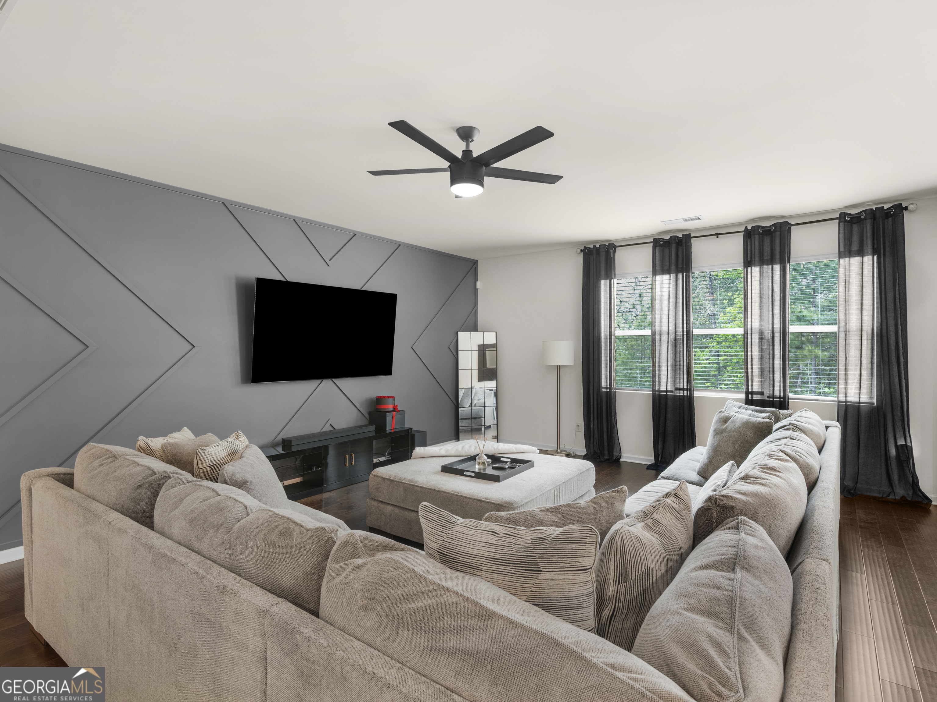 368 Noblewood Drive