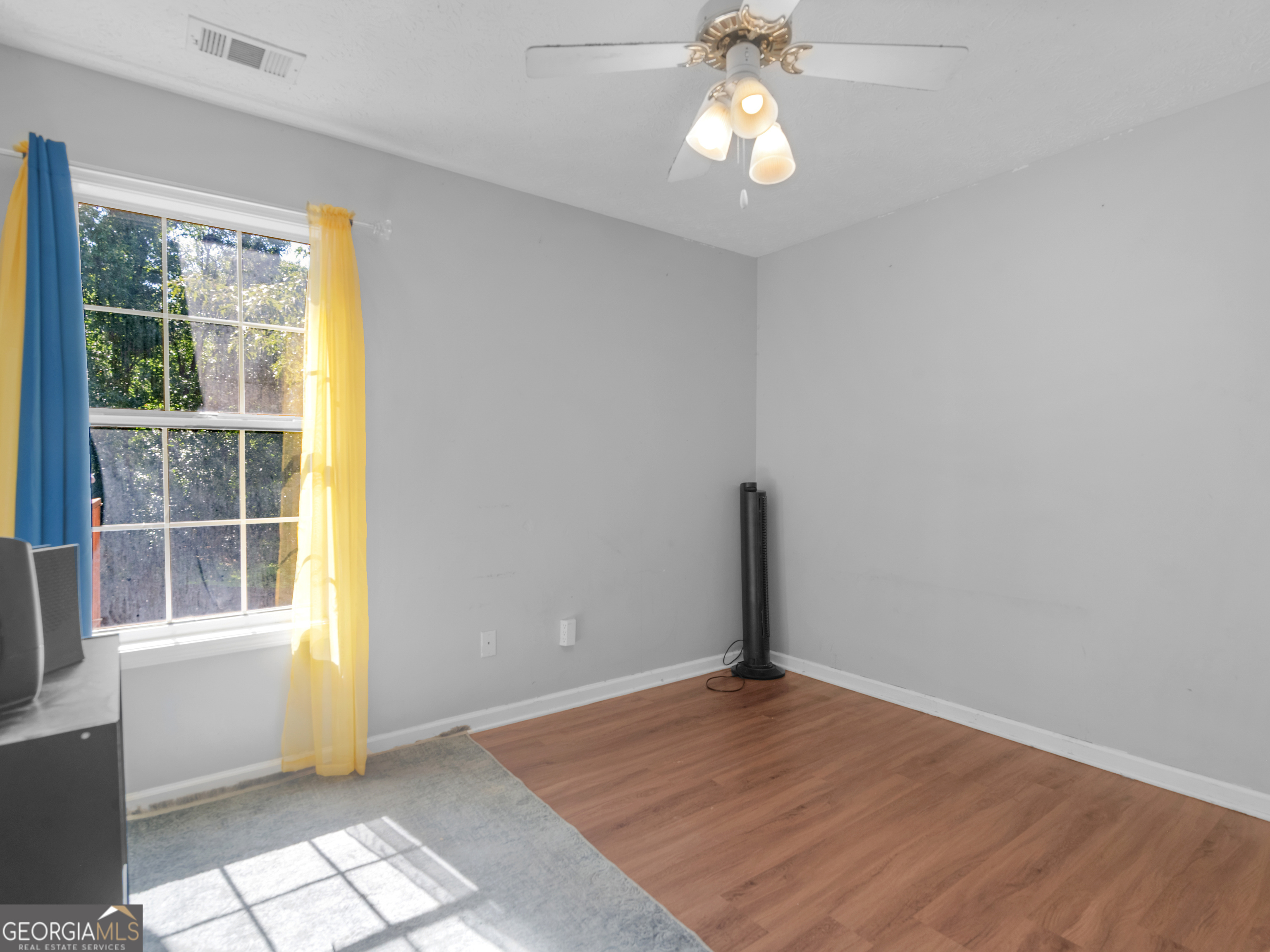 1401 Aberdeen Court