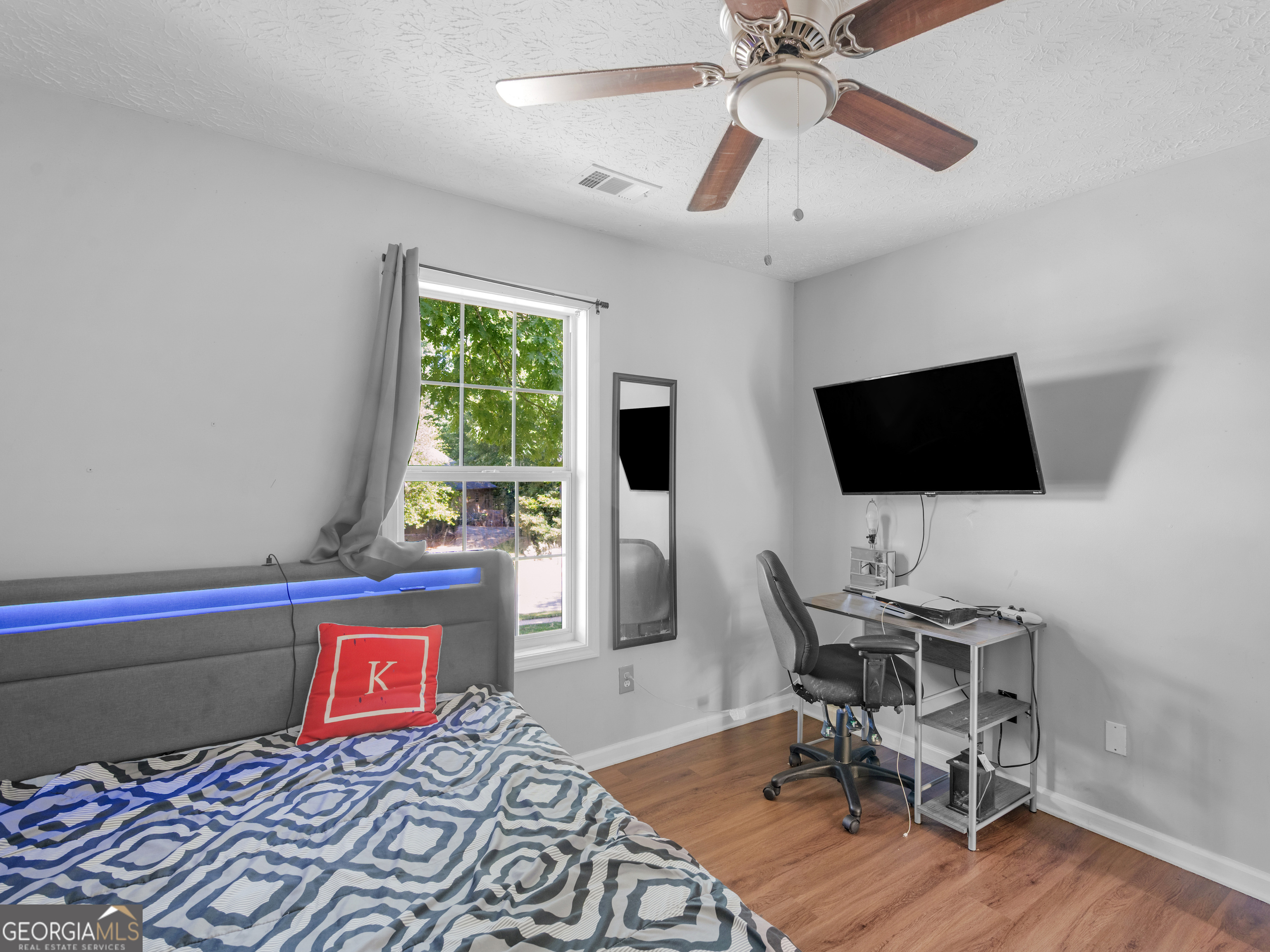 1401 Aberdeen Court