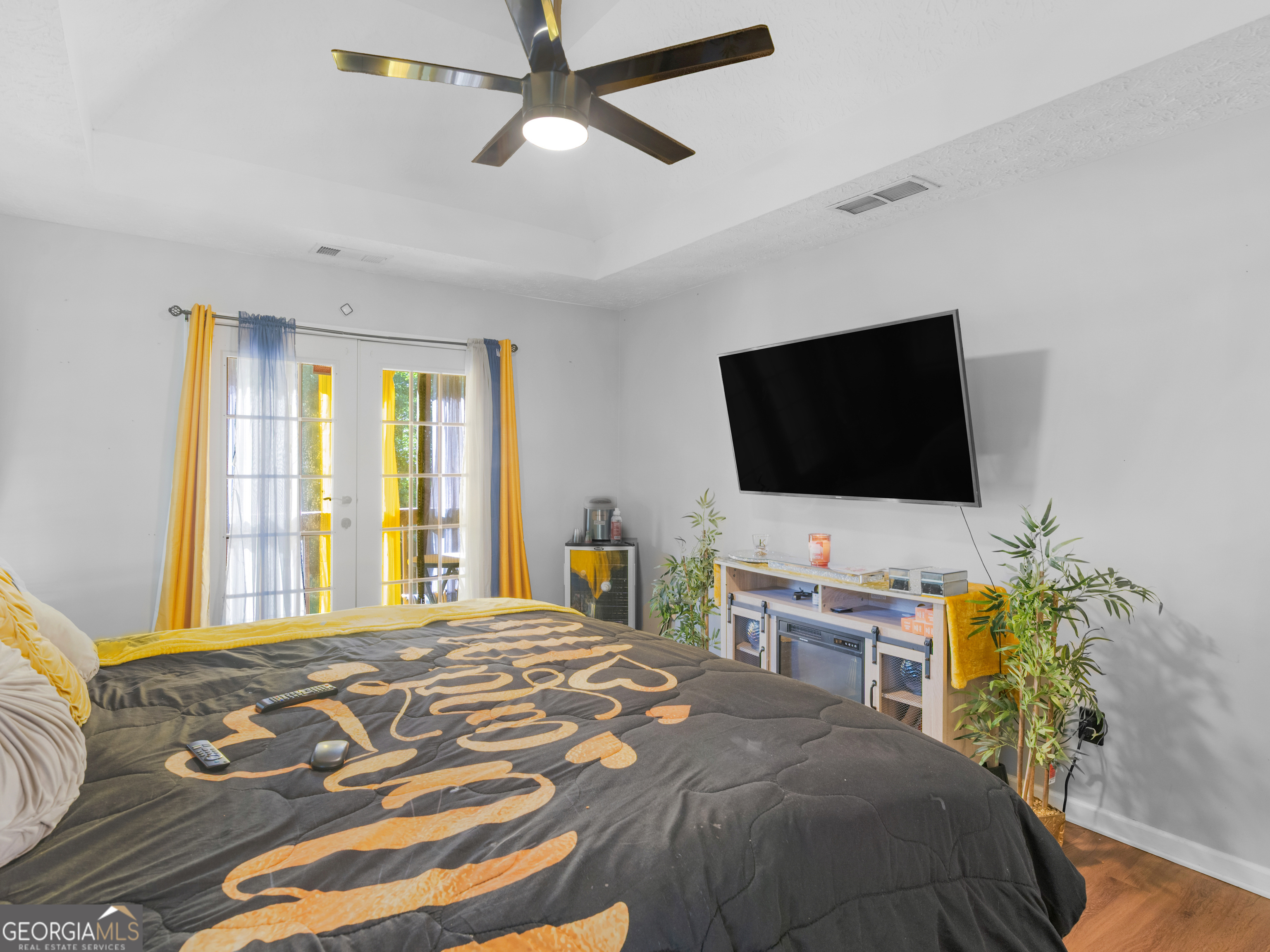 1401 Aberdeen Court