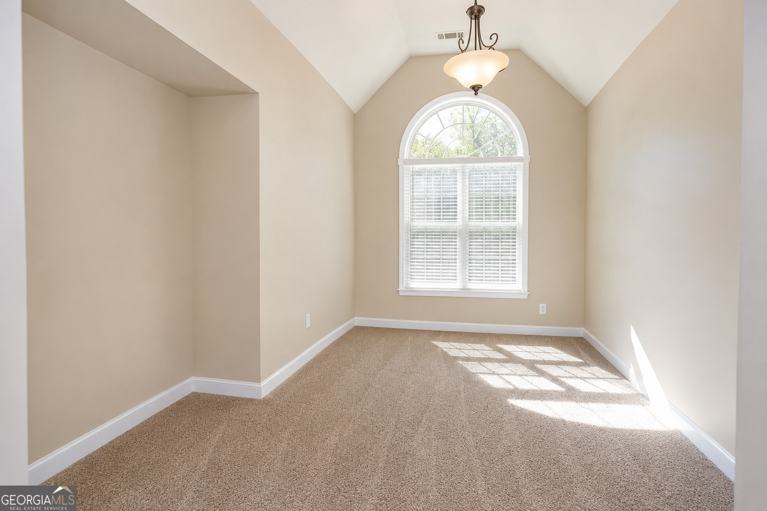 147 Nobility Lane