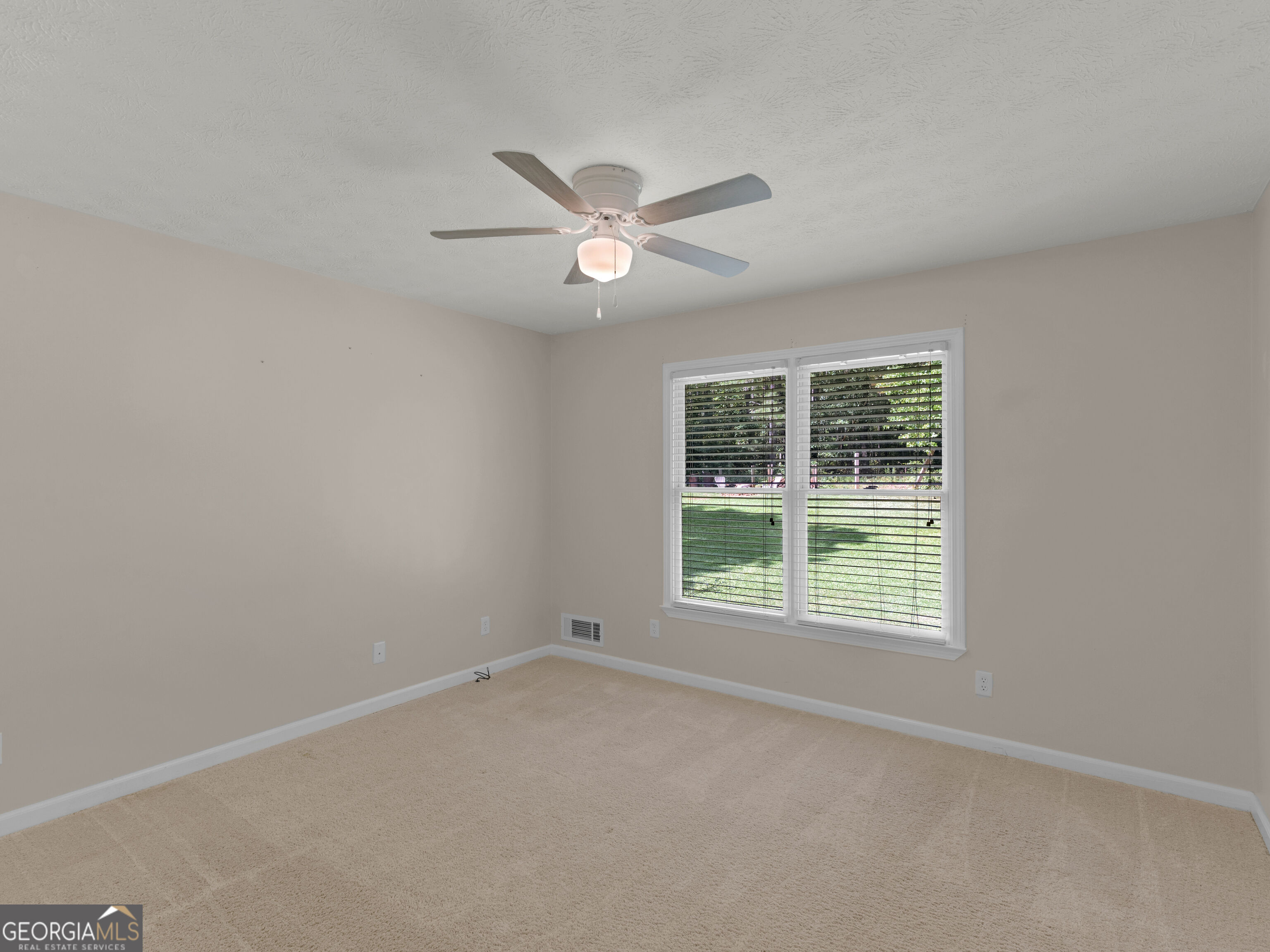 517 Hamlin Road