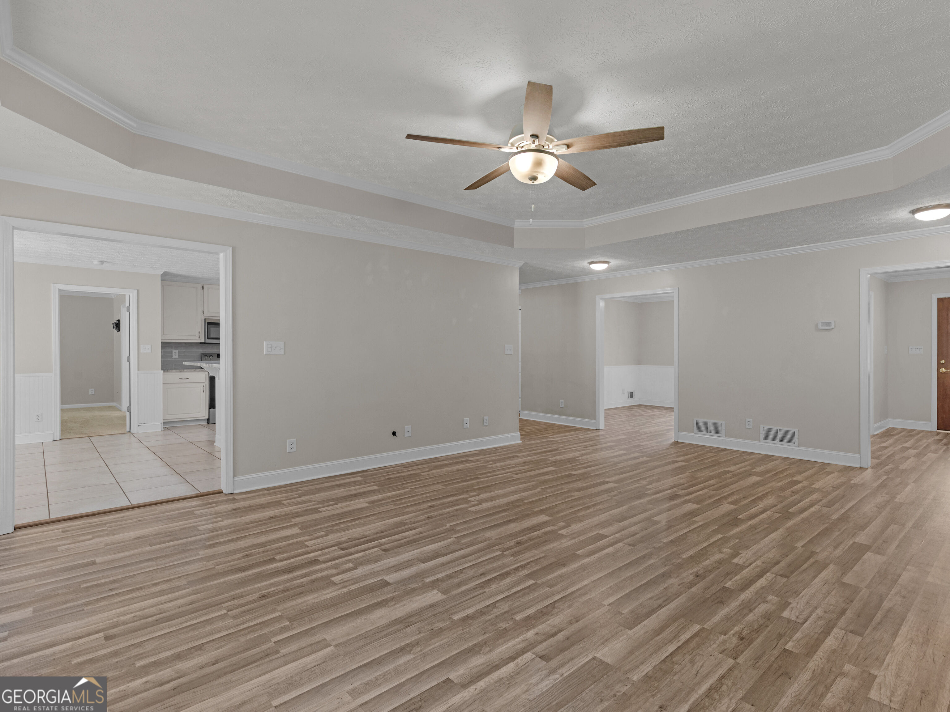 517 Hamlin Road
