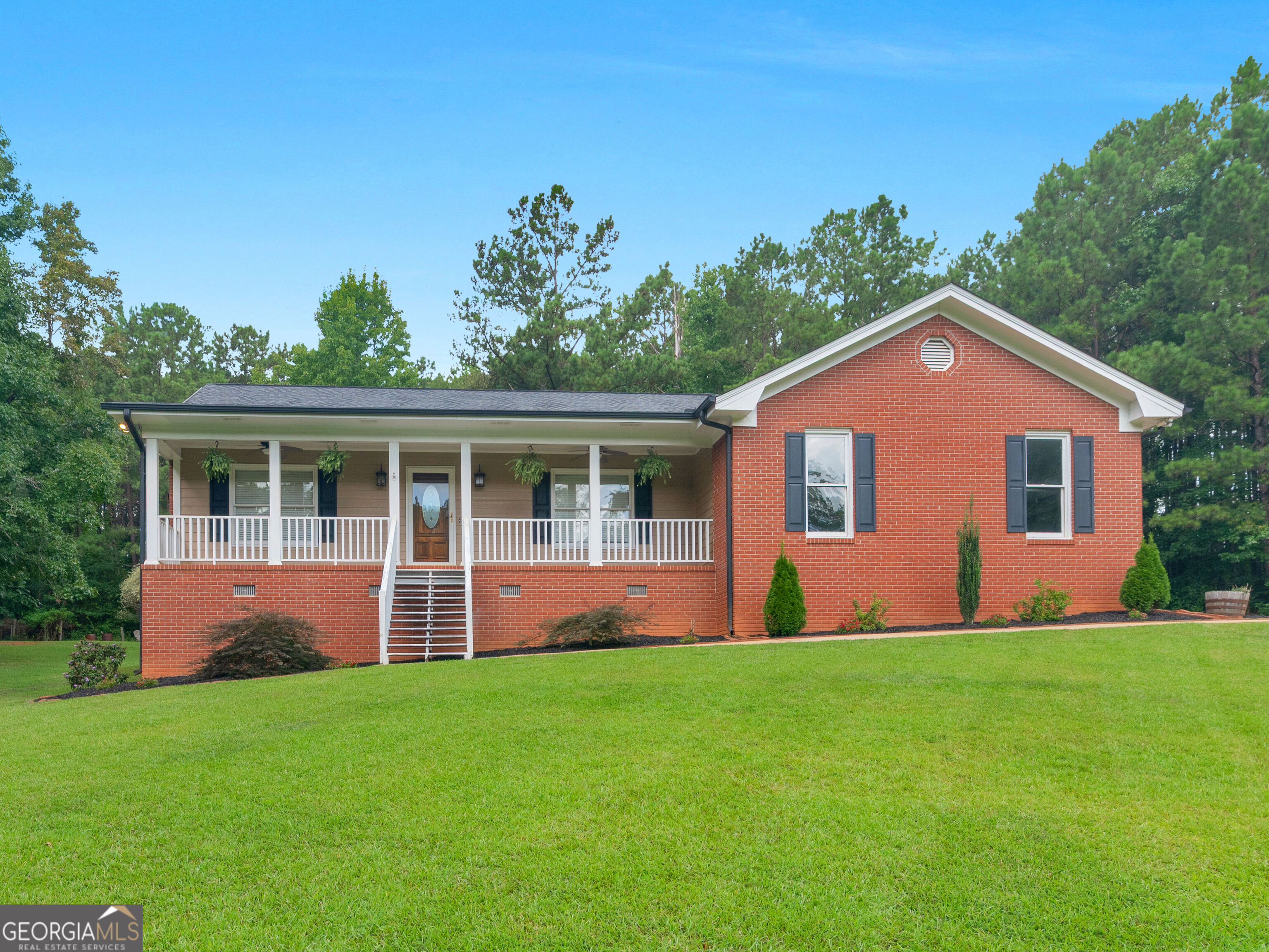 517 Hamlin Road