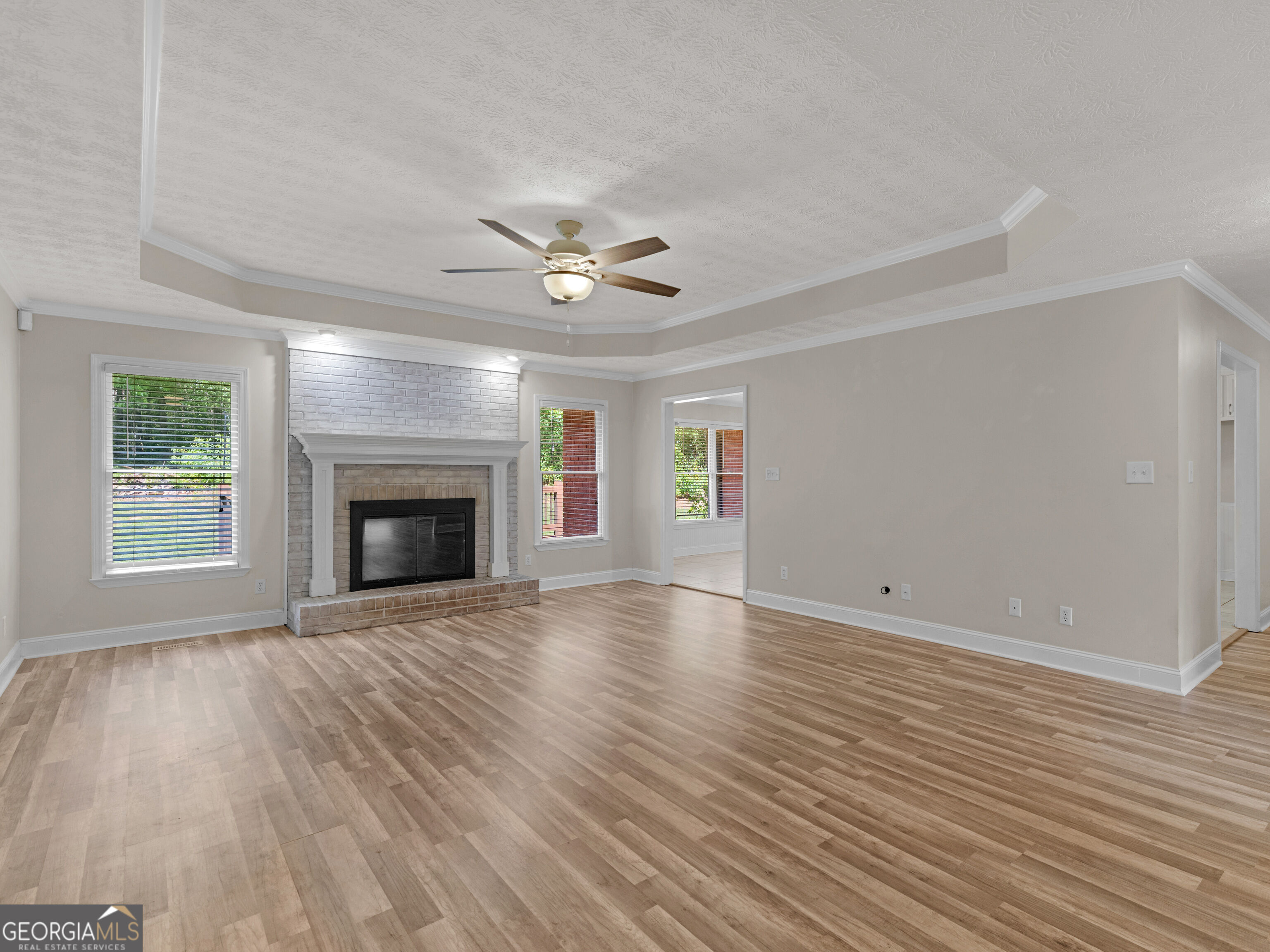 517 Hamlin Road