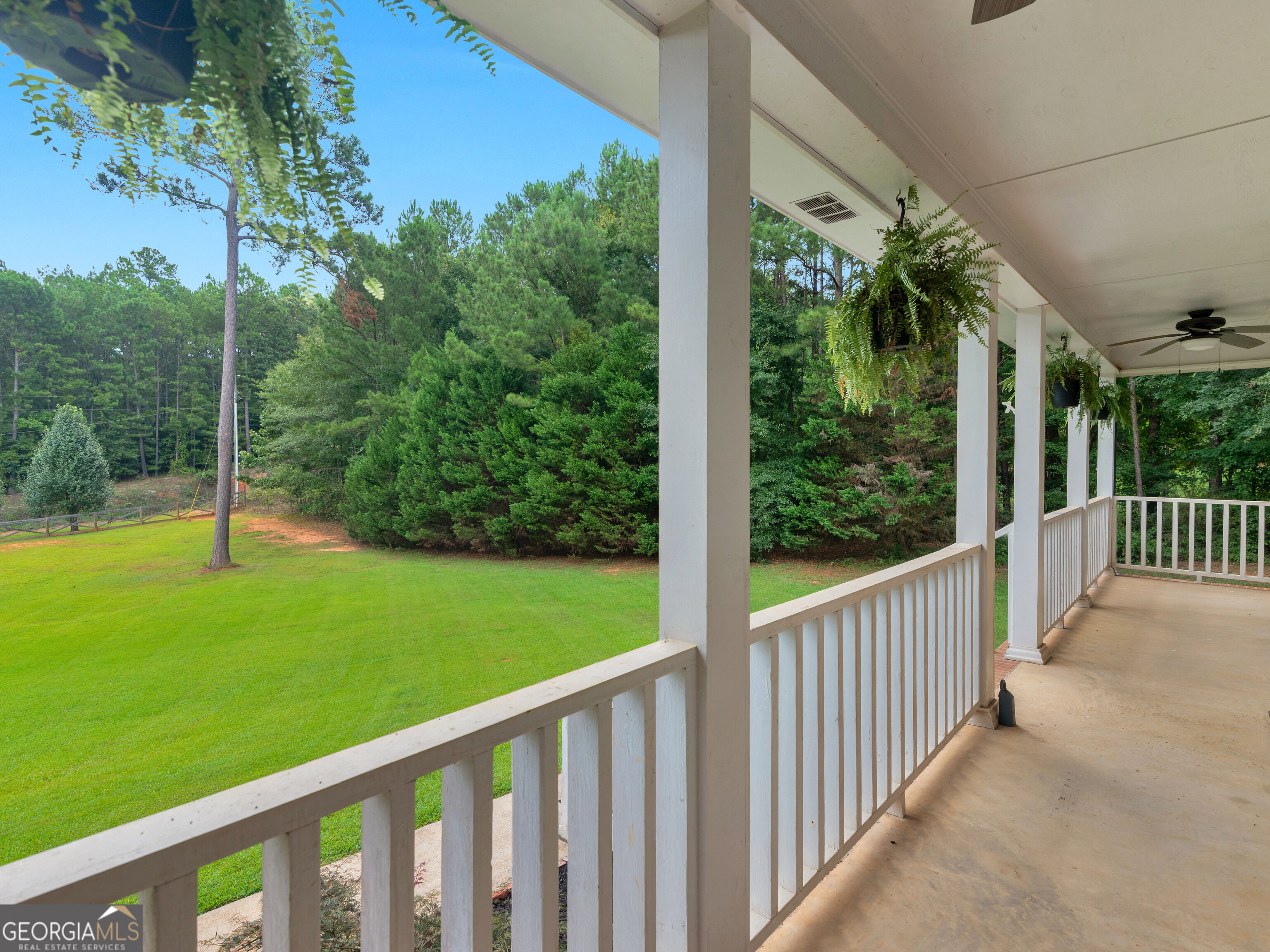 517 Hamlin Road