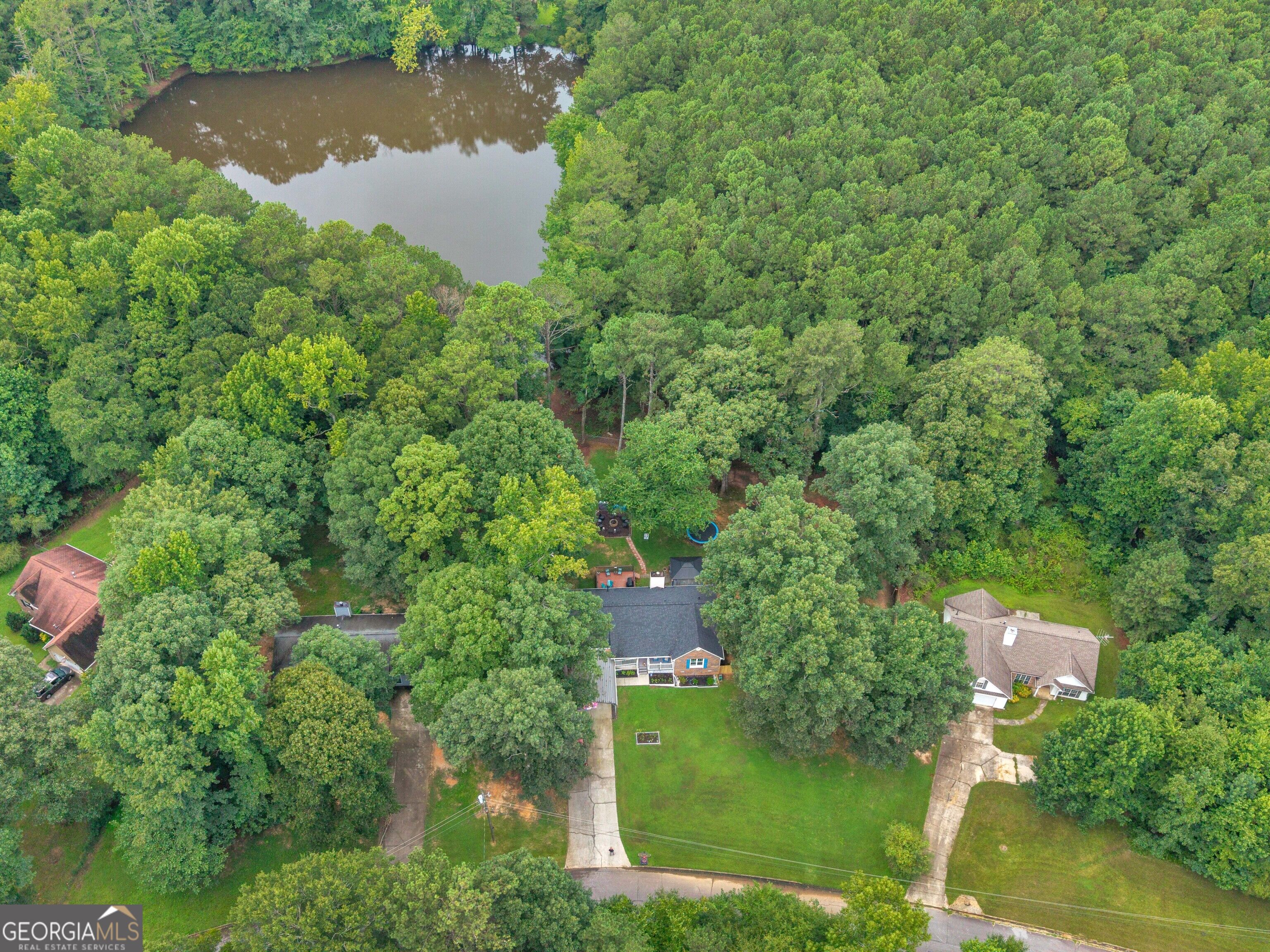 50 Ridge Pointe