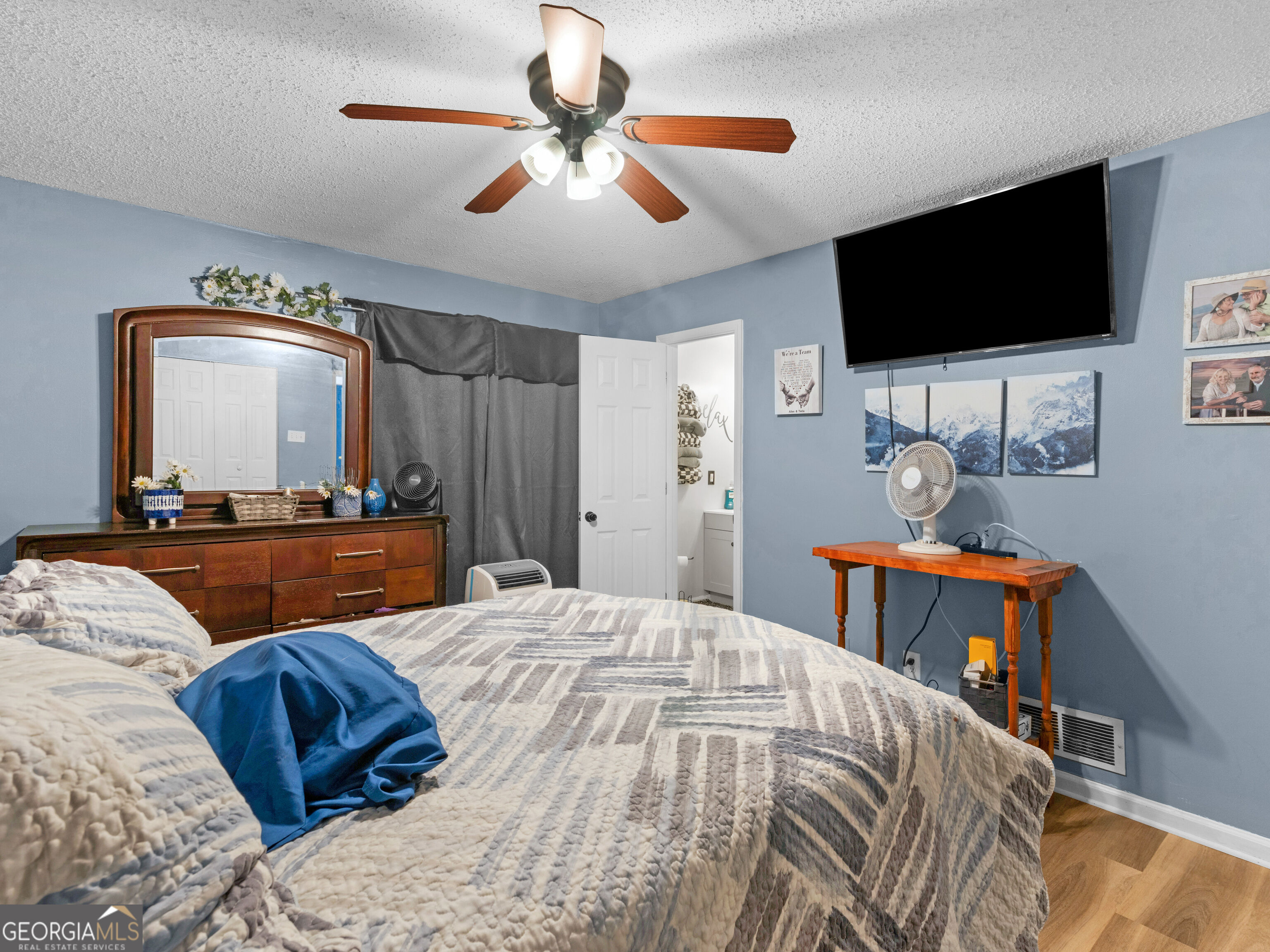 50 Ridge Pointe