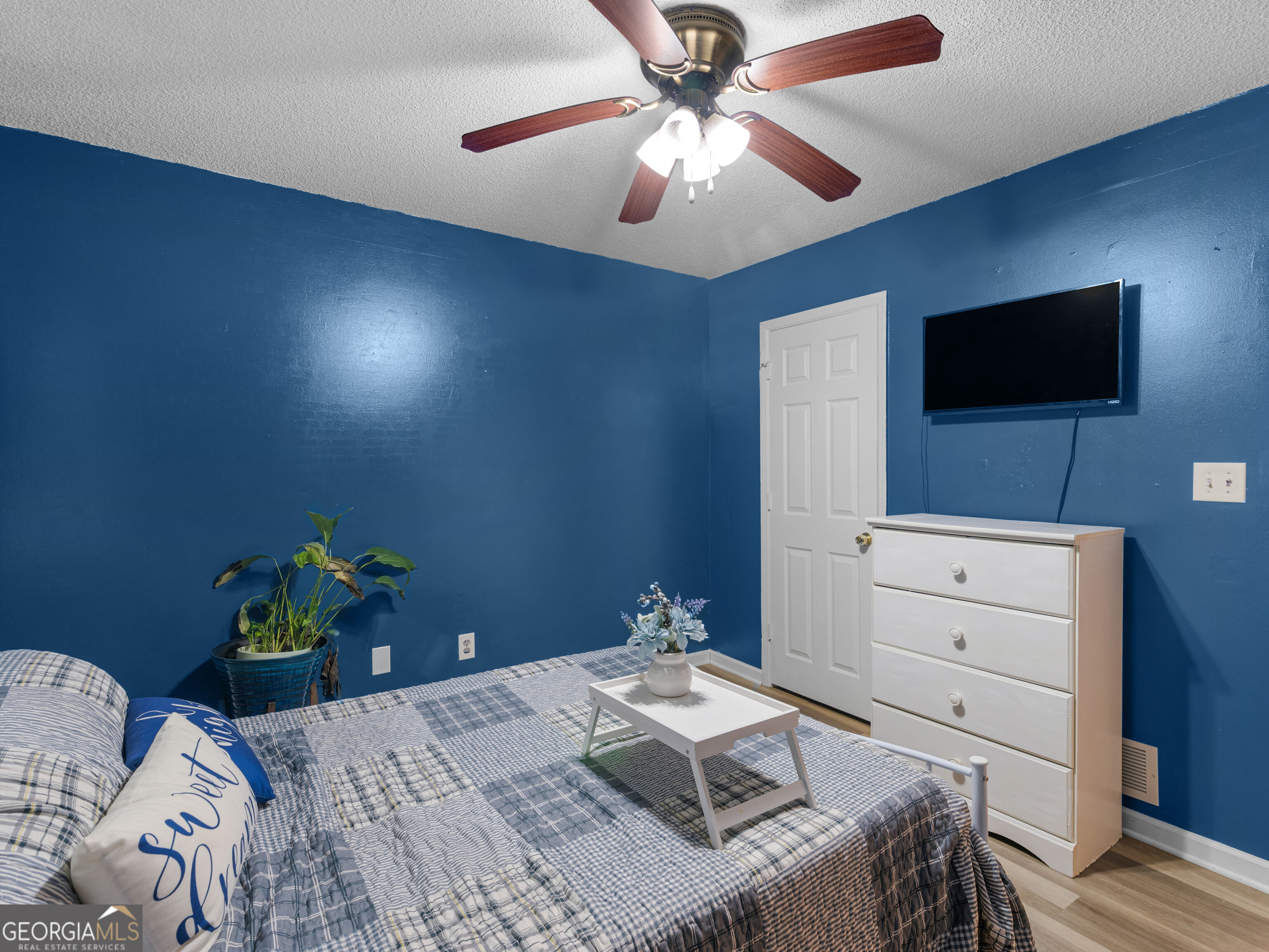 50 Ridge Pointe
