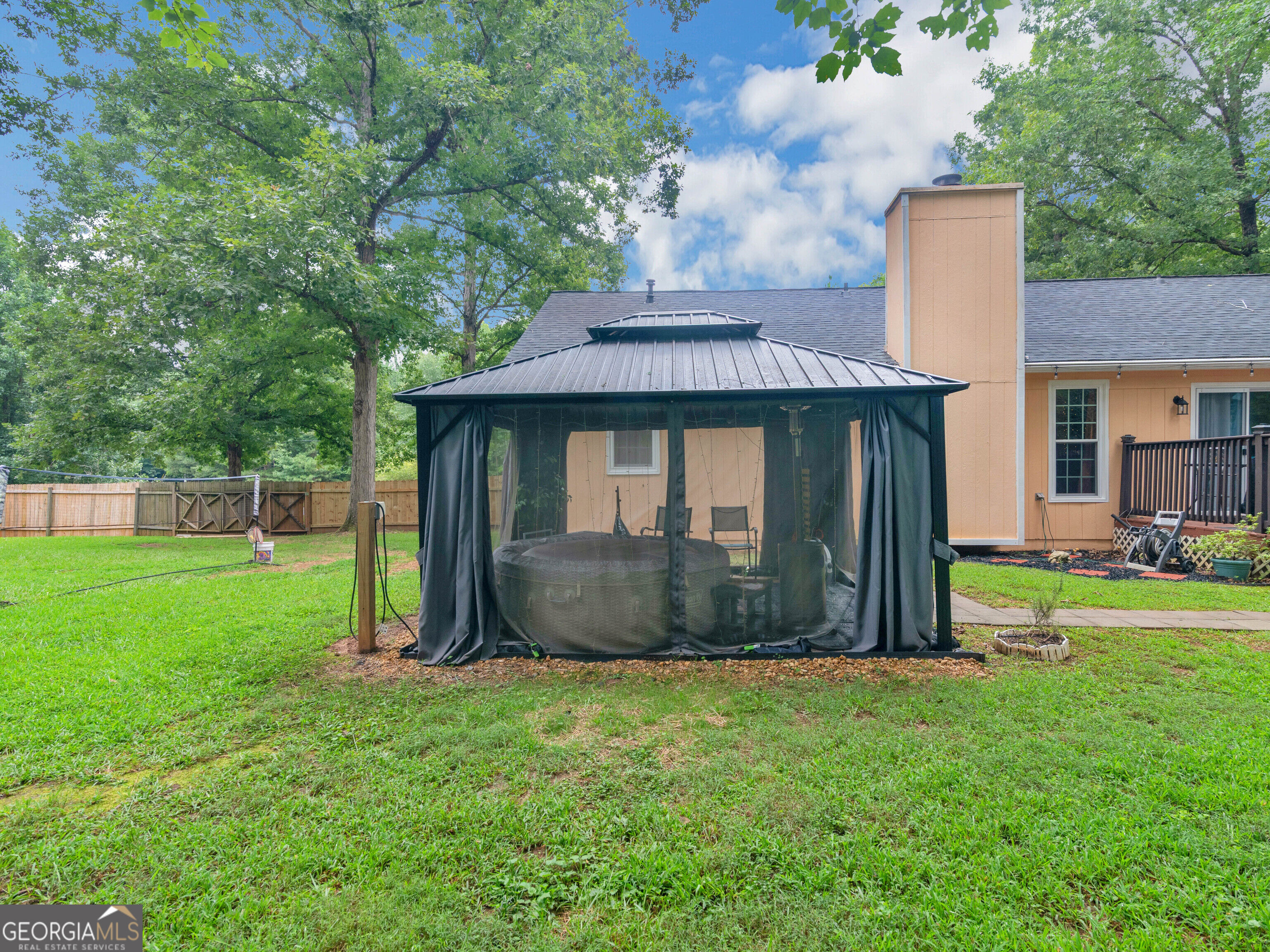 50 Ridge Pointe