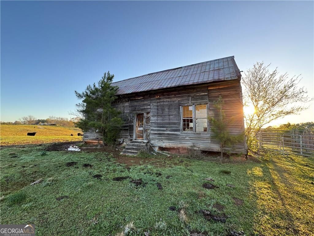 1126 County Road 145
