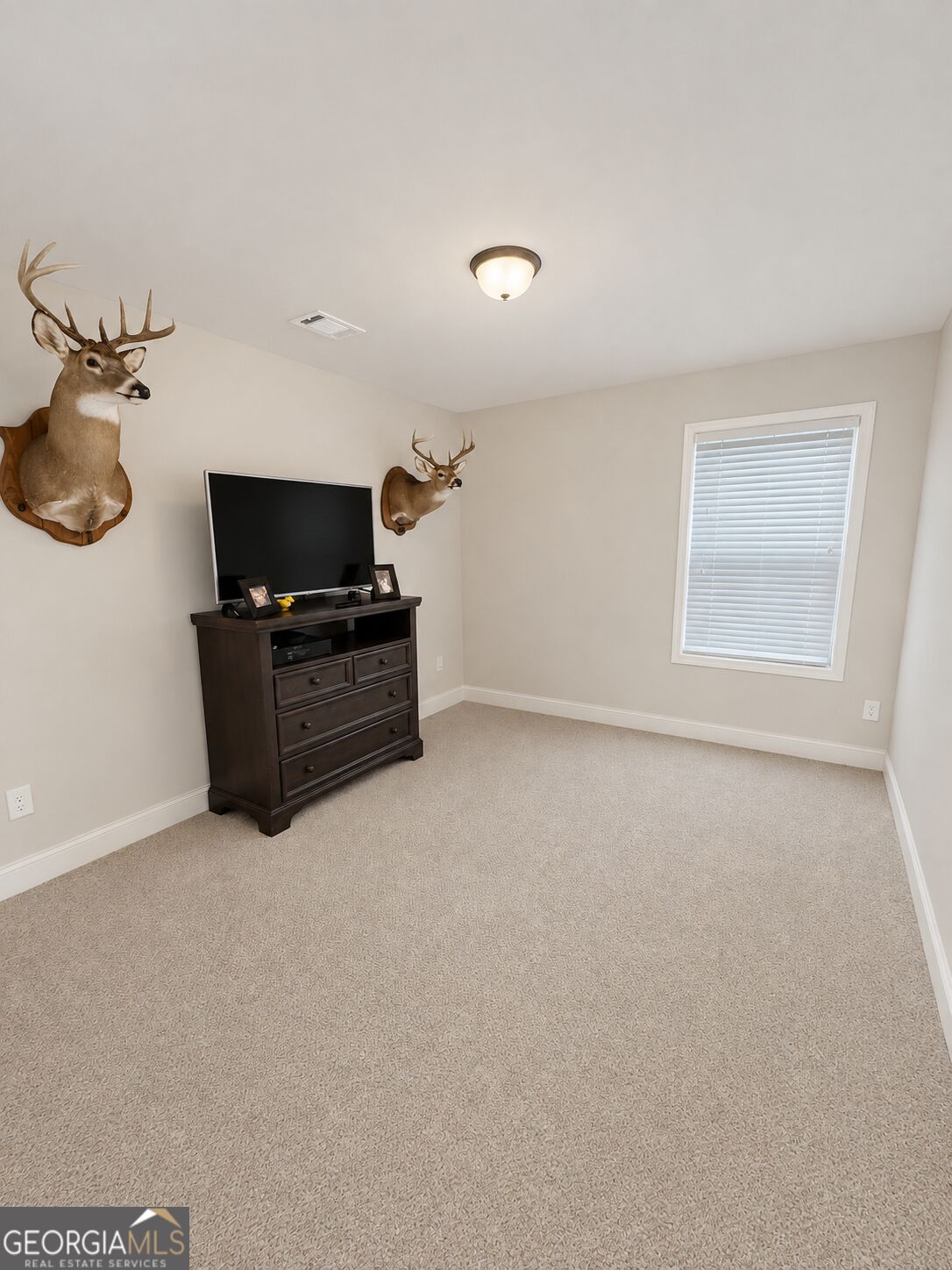 896 Crescent Lane